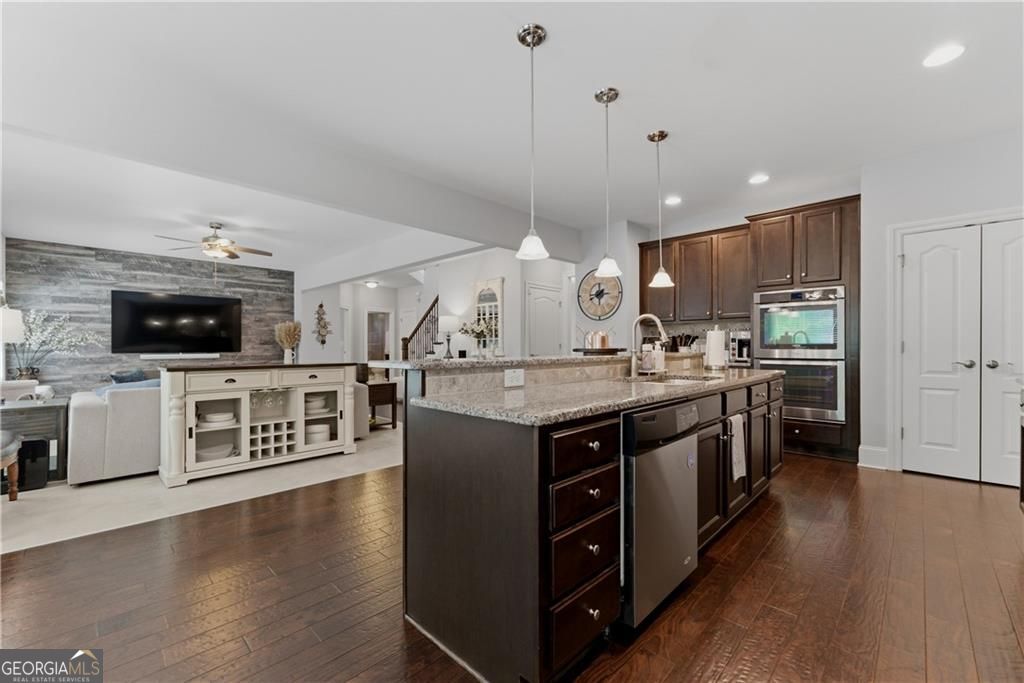 2811 Magnolia Creek Drive Kennesaw GA 30152