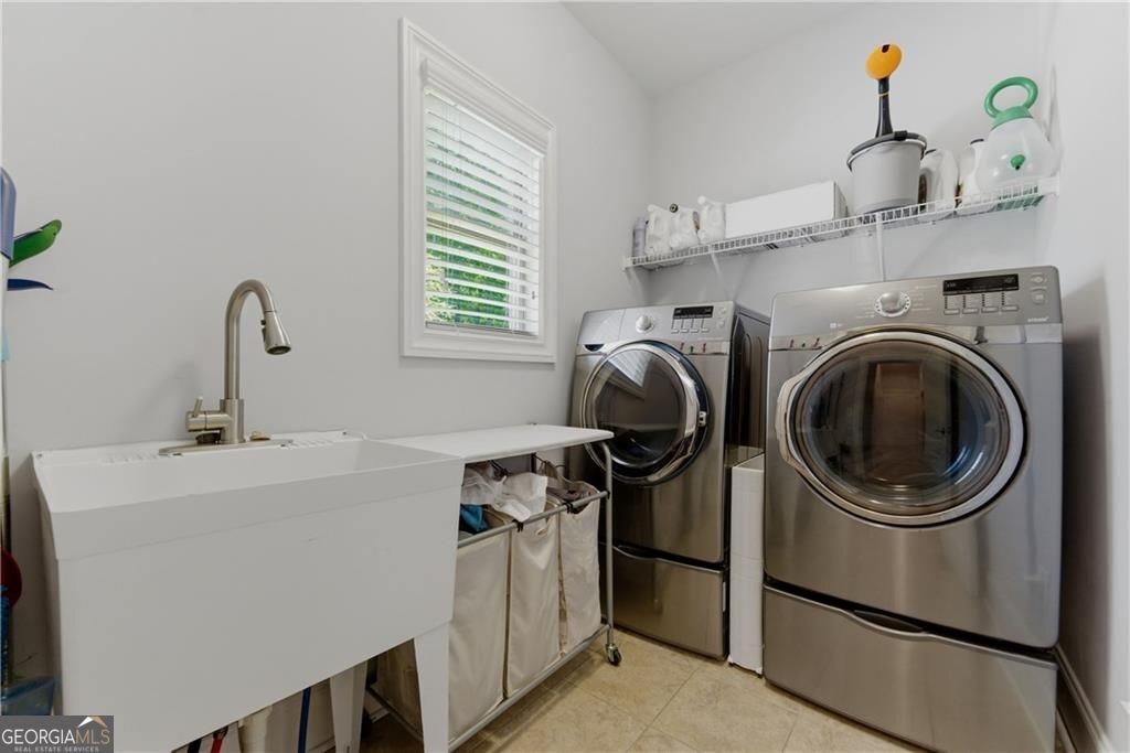 2811 Magnolia Creek Drive Kennesaw GA 30152