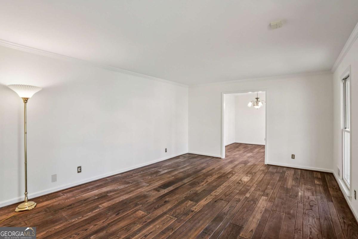 5622 Williamsburg Drive Norcross GA 30093