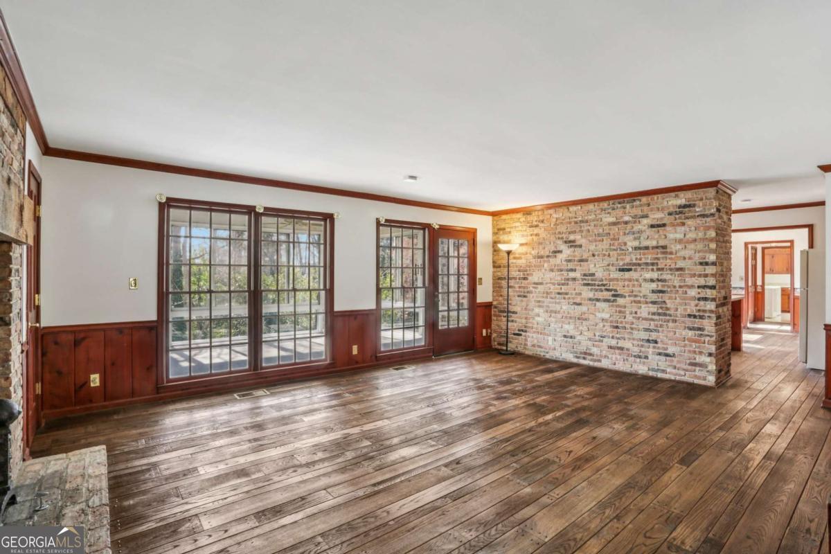 5622 Williamsburg Drive Norcross GA 30093