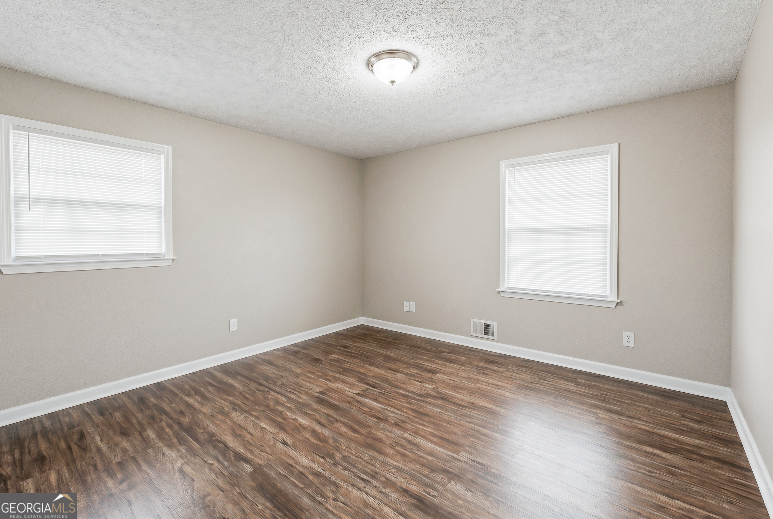 1481 Smokehouse Lane Stone Mountain GA 30088