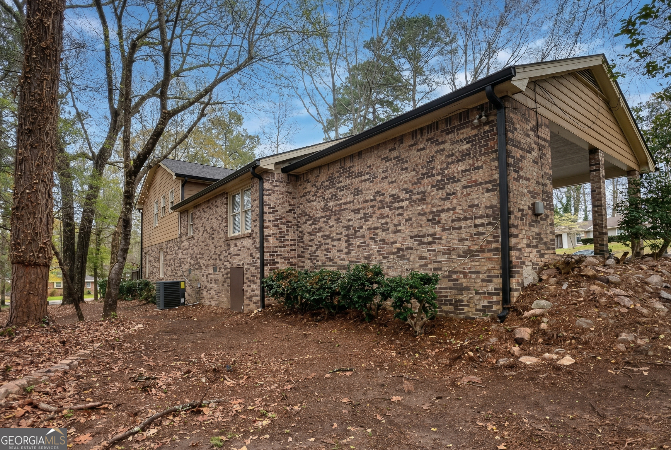 1481 Smokehouse Lane Stone Mountain GA 30088