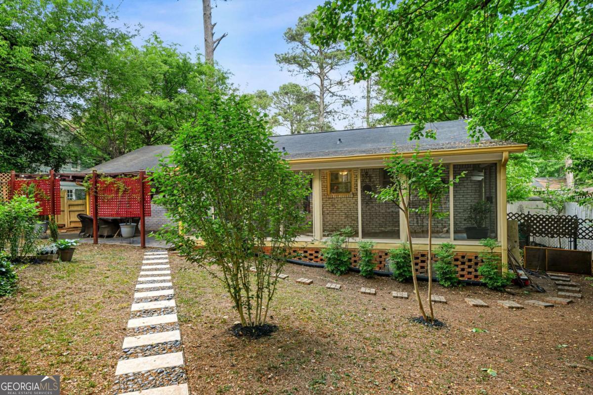 2570 Spring Drive SE Smyrna GA 30080