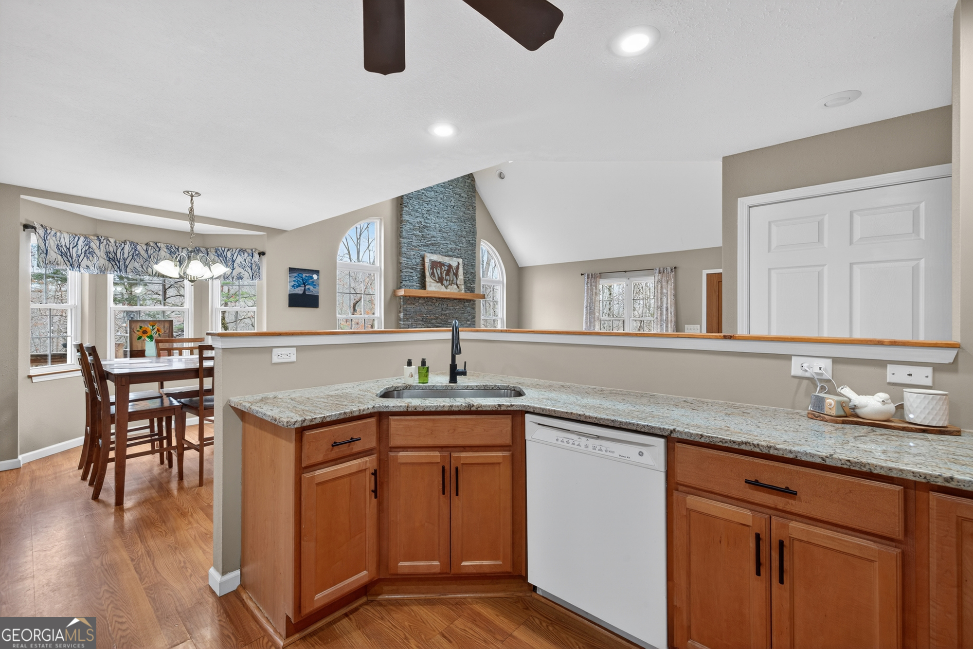 756 Gordon Thomas Road Blairsville GA 30512