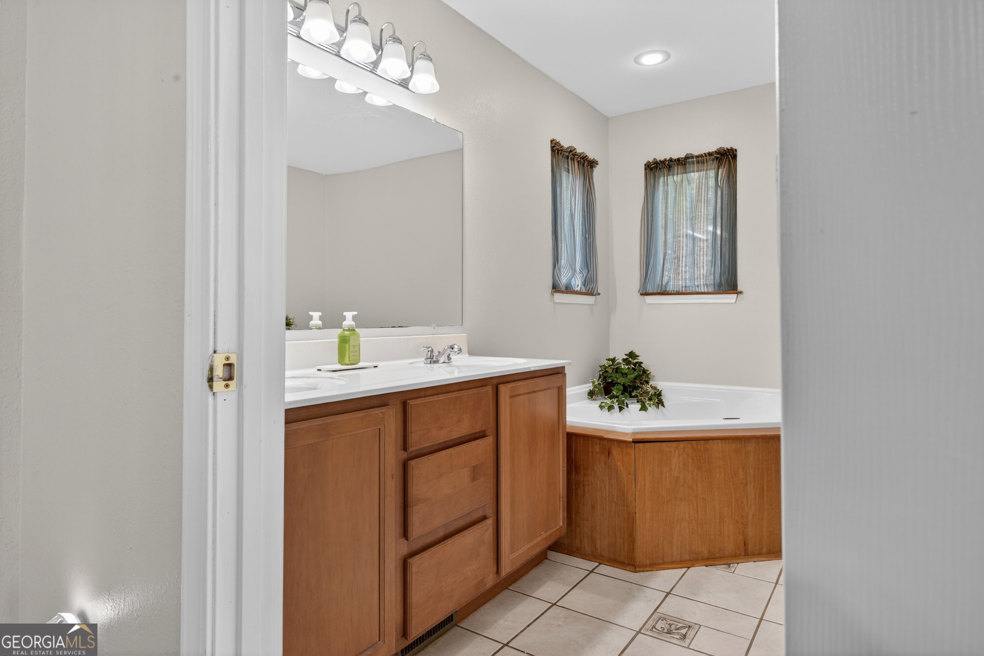756 Gordon Thomas Road Blairsville GA 30512