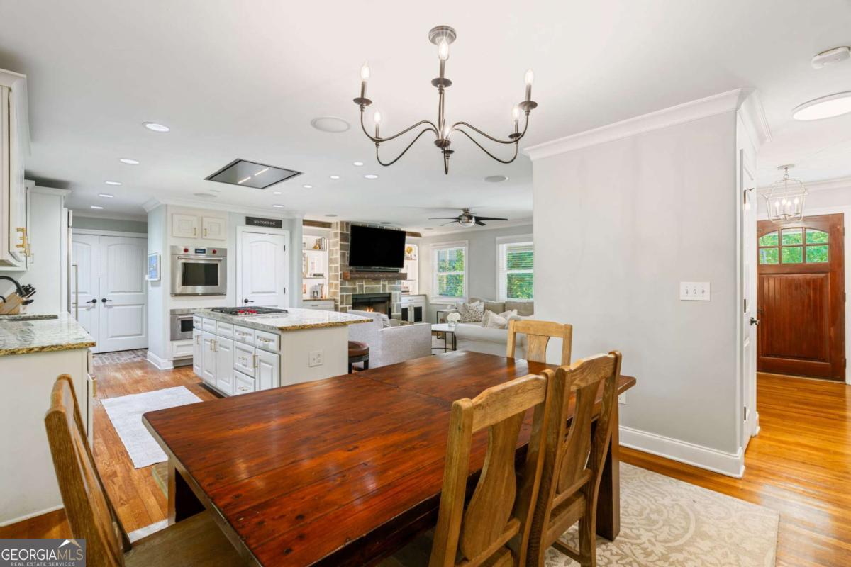 2630 Cove Circle NE Atlanta GA 30319