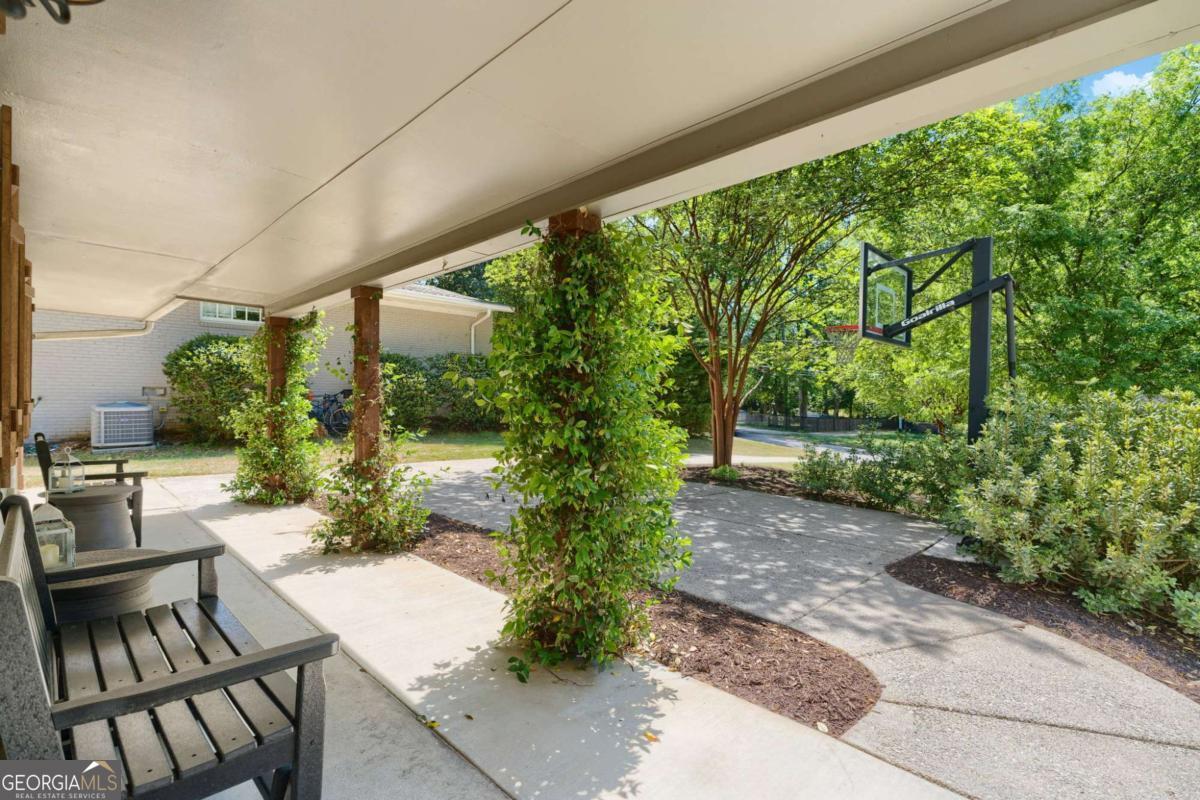 2630 Cove Circle NE Atlanta GA 30319