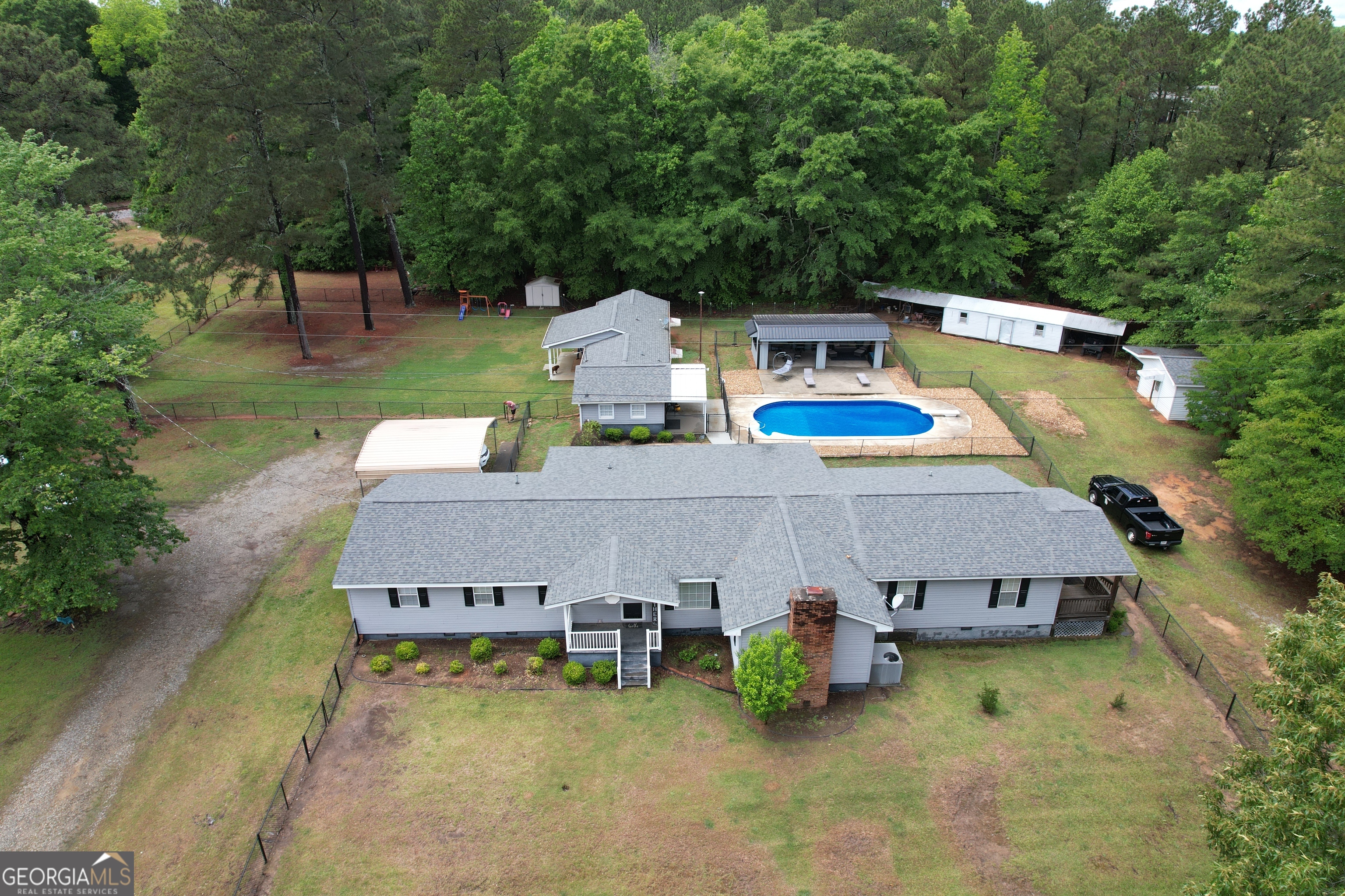 1579 Van Buren Road Barnesville GA 30204
