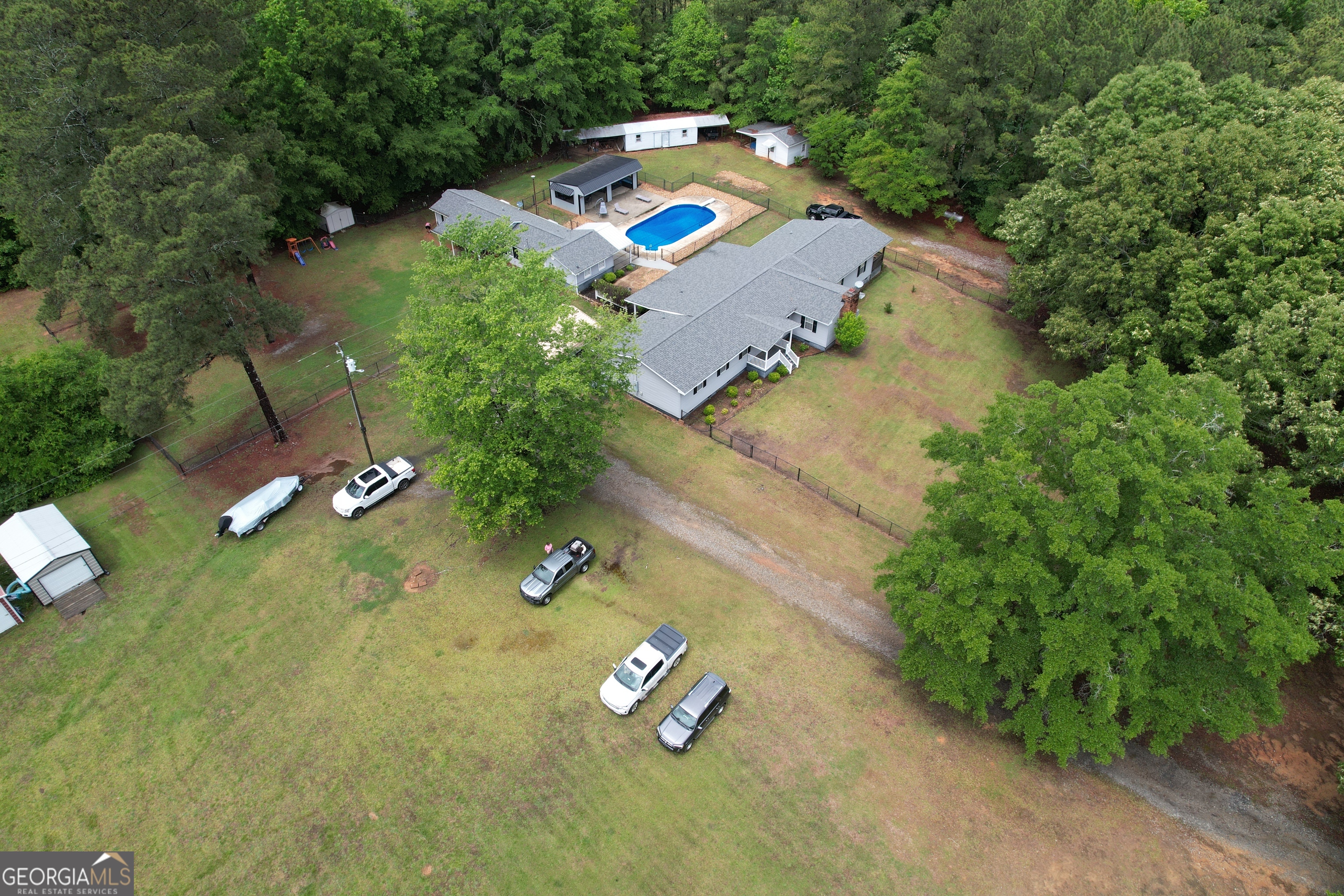 1579 Van Buren Road Barnesville GA 30204