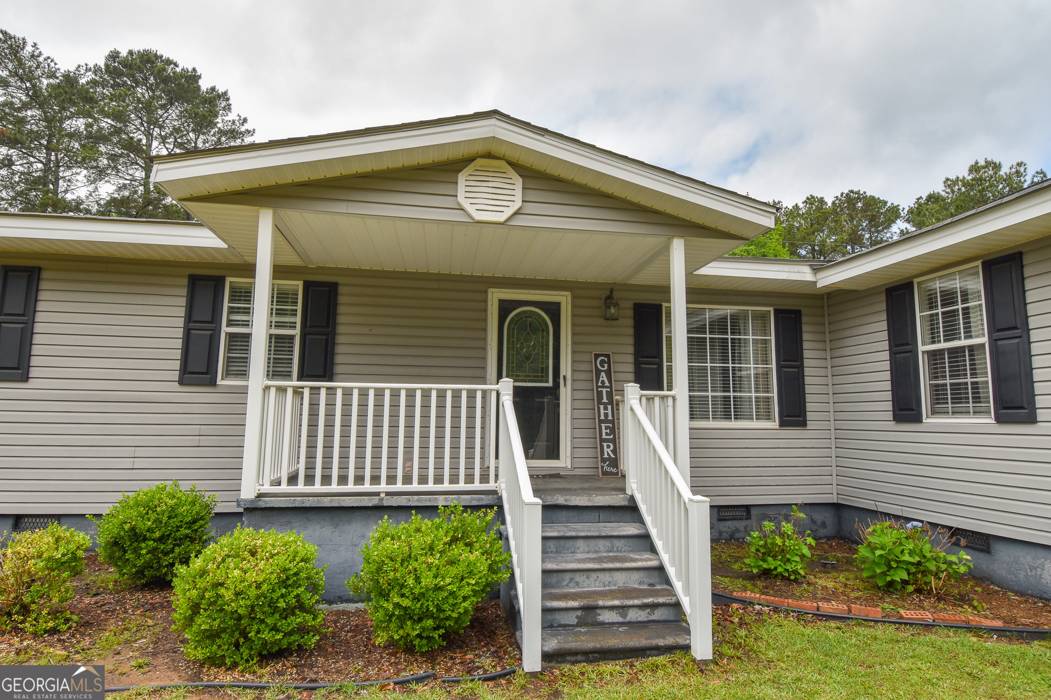 1579 Van Buren Road Barnesville GA 30204