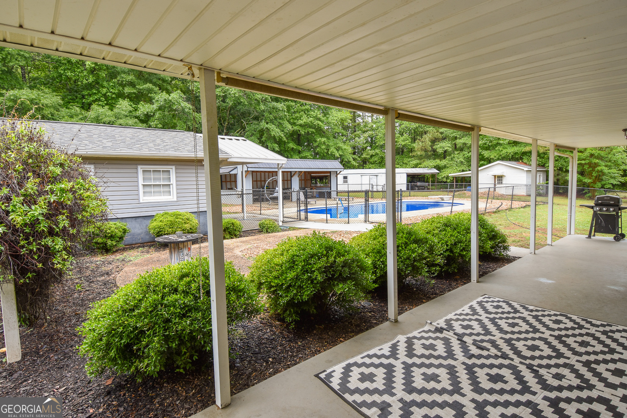 1579 Van Buren Road Barnesville GA 30204