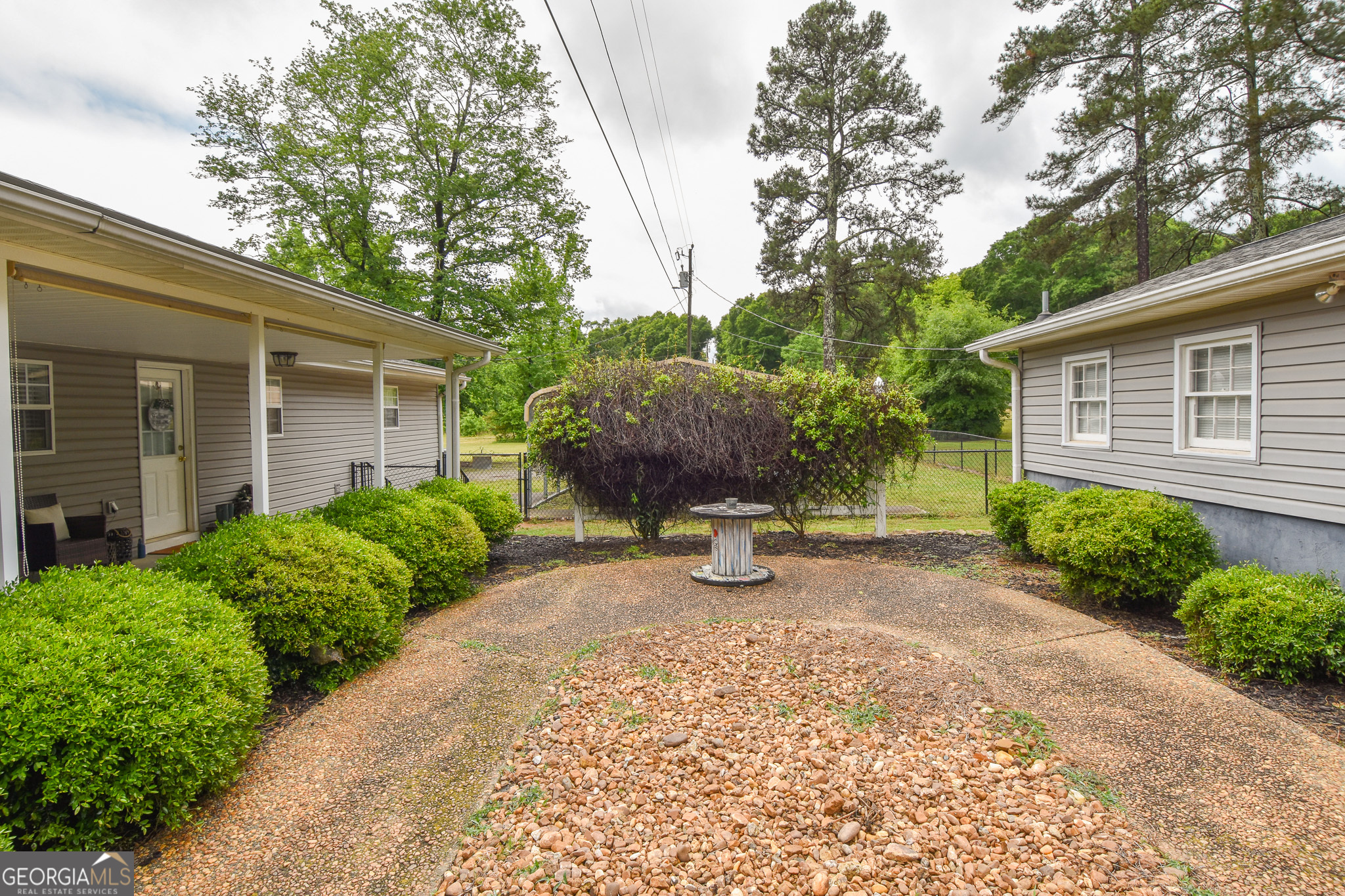 1579 Van Buren Road Barnesville GA 30204