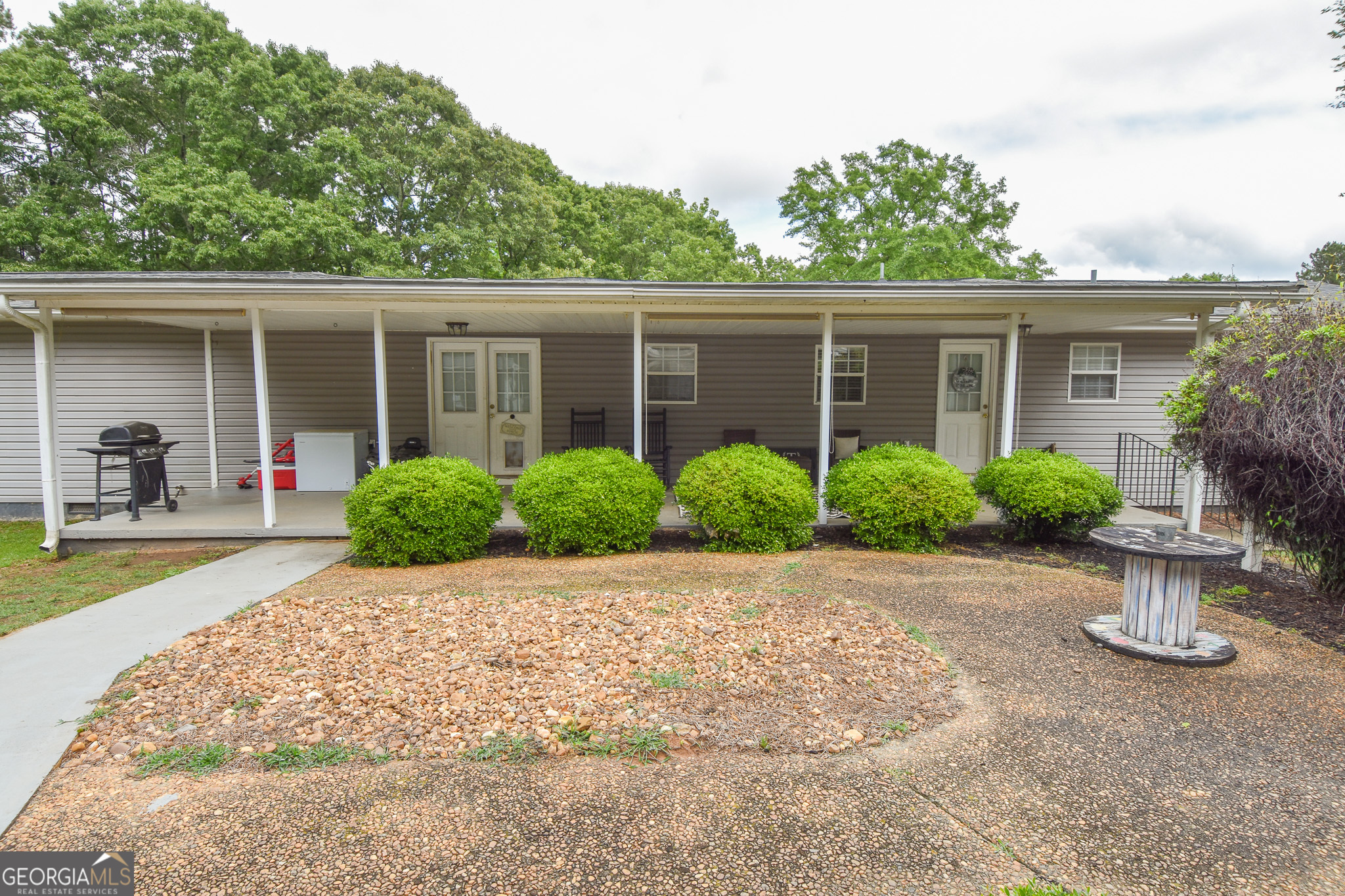 1579 Van Buren Road Barnesville GA 30204