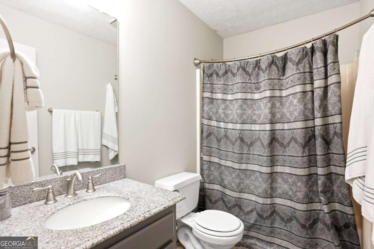 3075 Oak Meadow Drive Snellville GA 30078