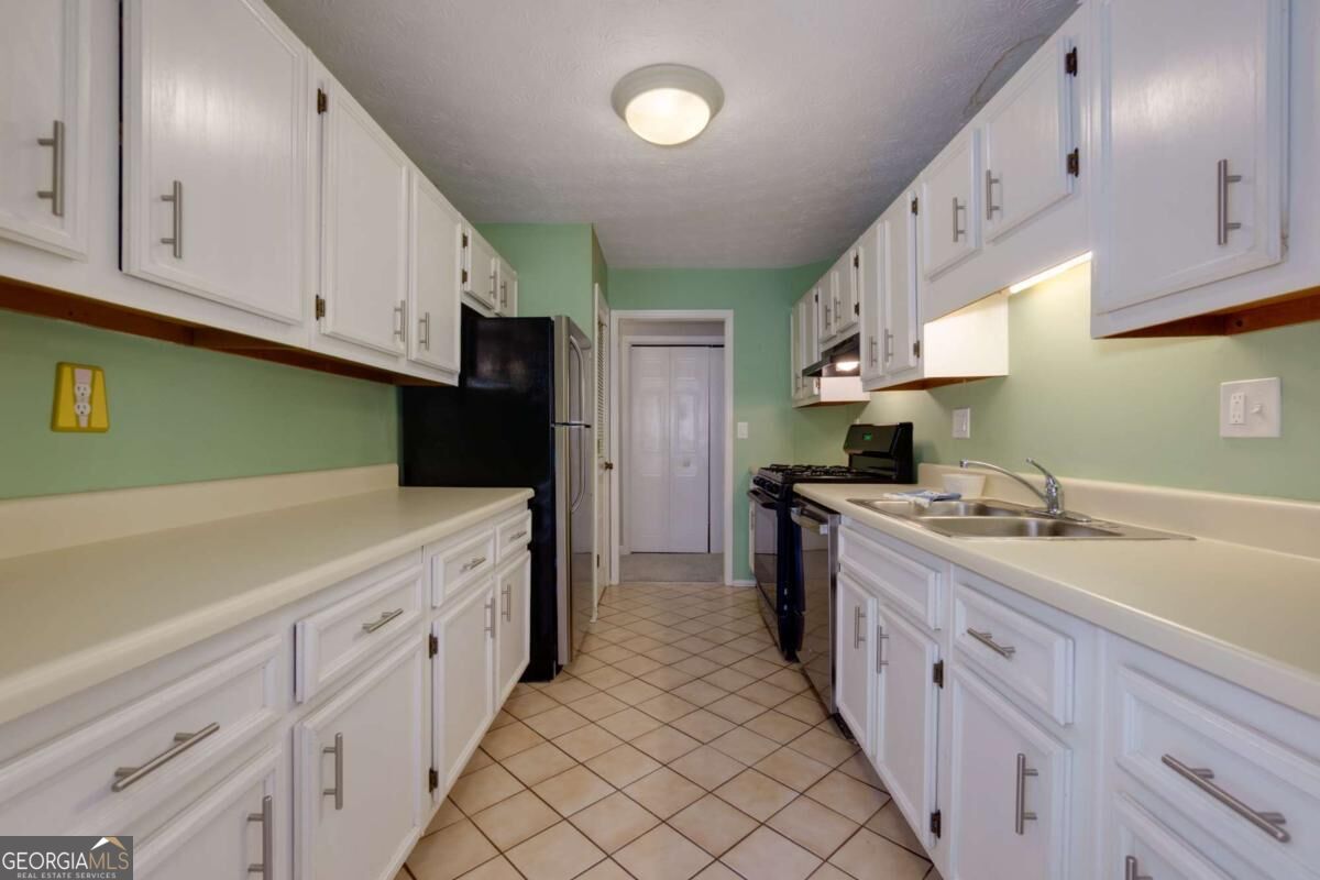 1003 Country Park Drive SE Smyrna GA 30080
