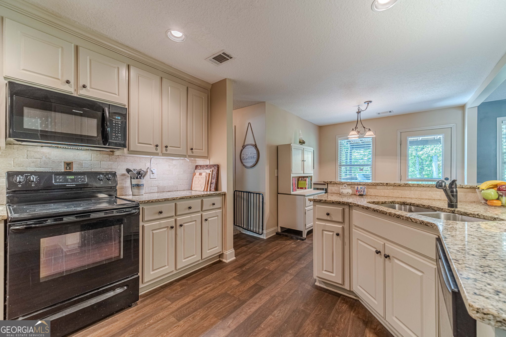 801 Rouse Circle Hoschton GA 30548