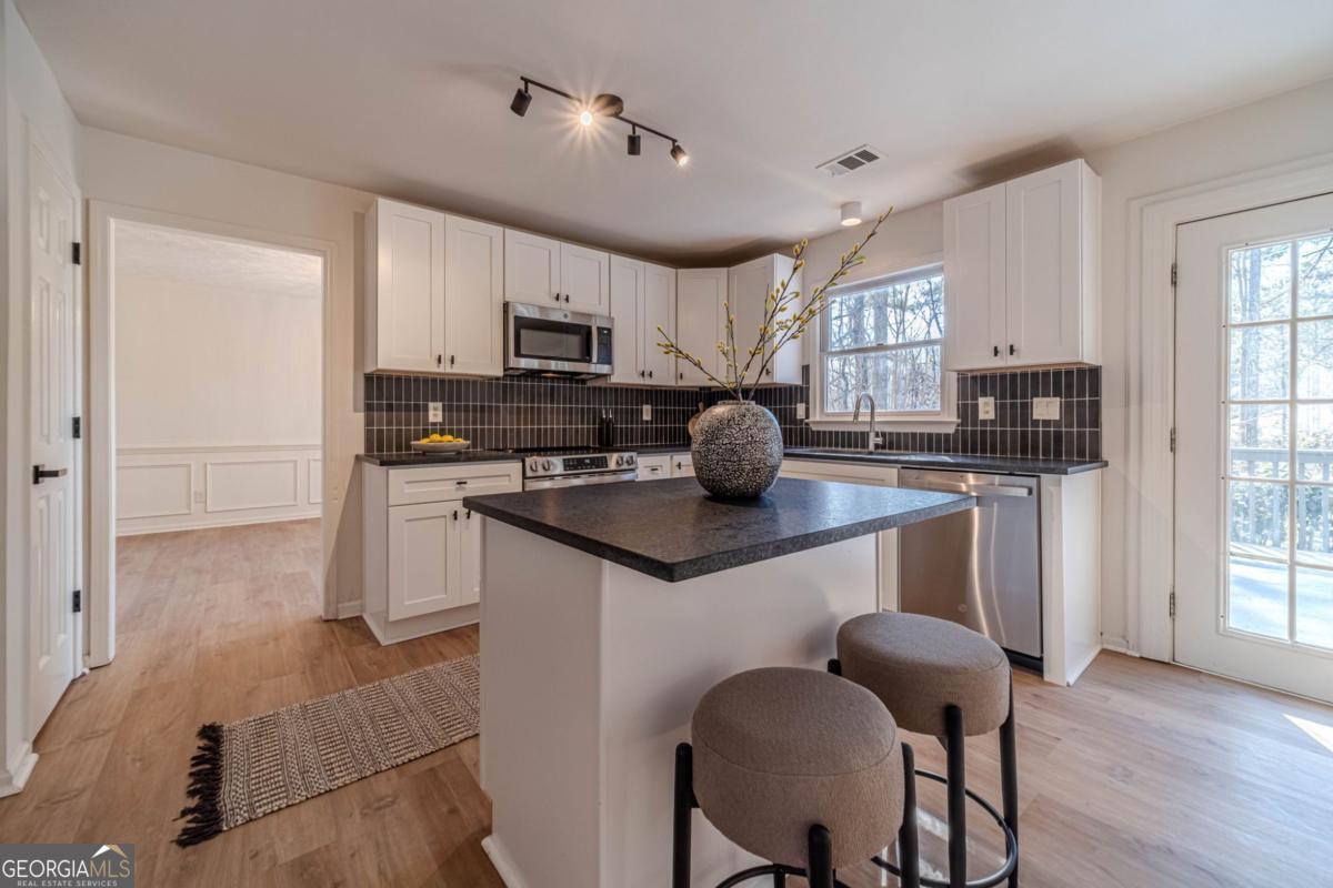 1692 Paces Vale Court Lawrenceville GA 30043