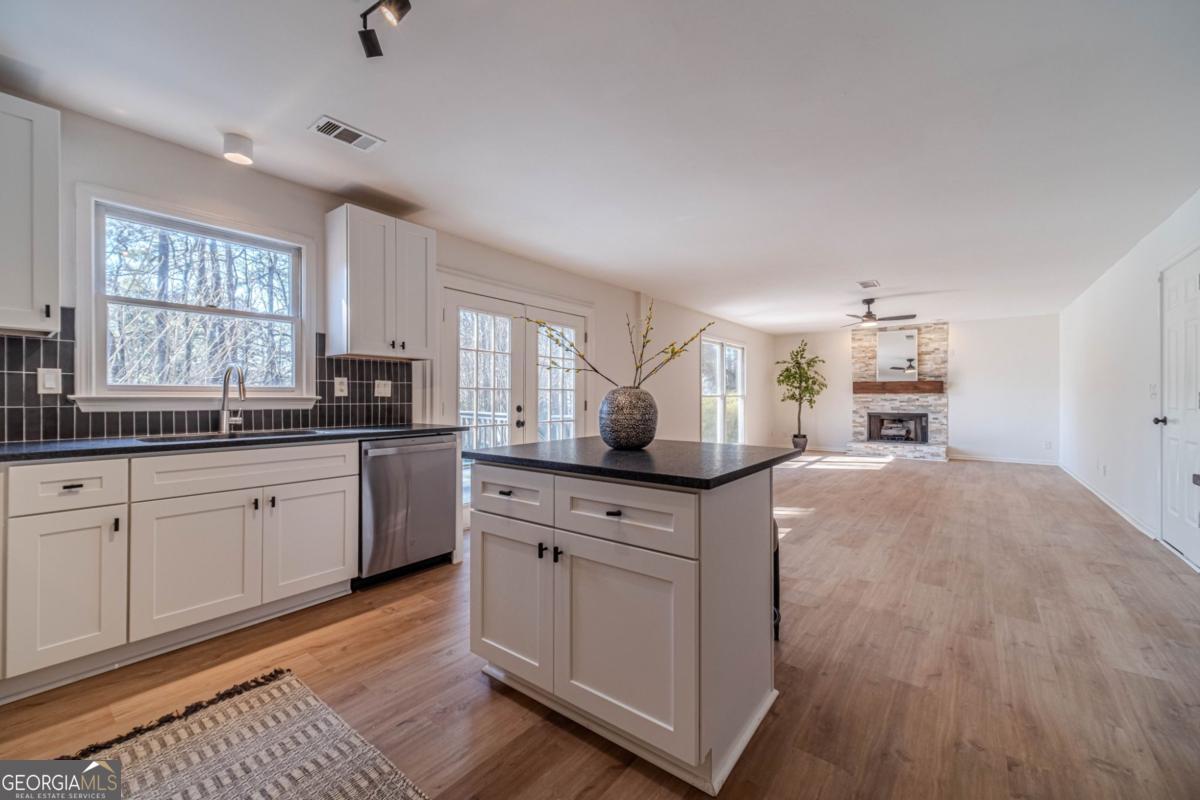 1692 Paces Vale Court Lawrenceville GA 30043