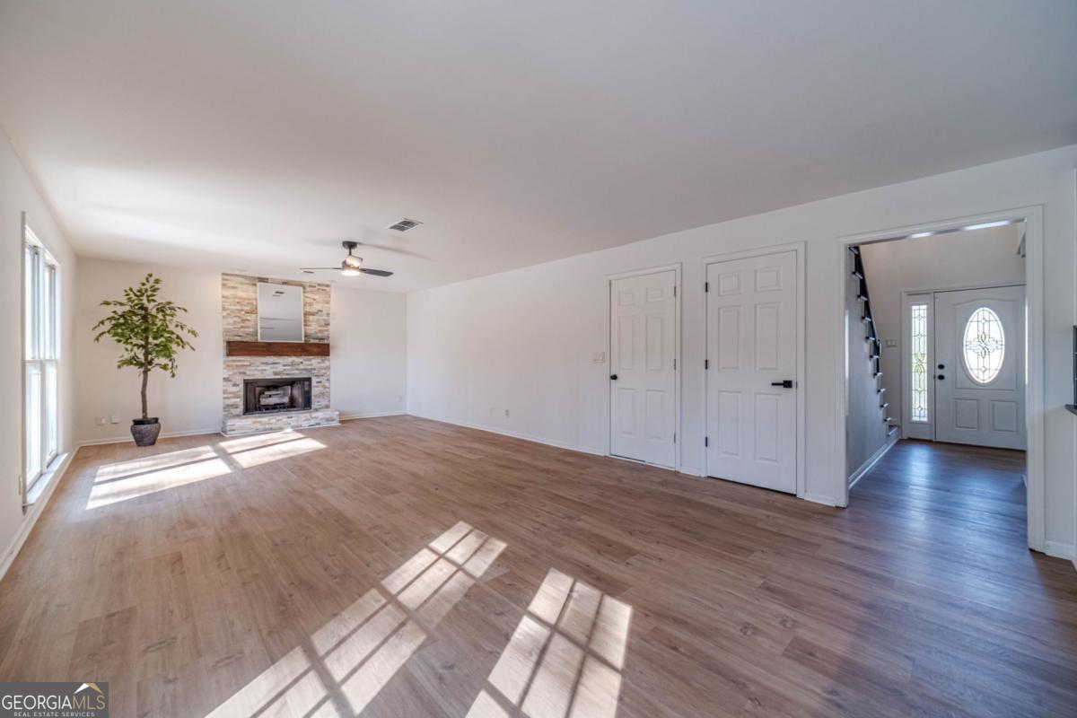 1692 Paces Vale Court Lawrenceville GA 30043