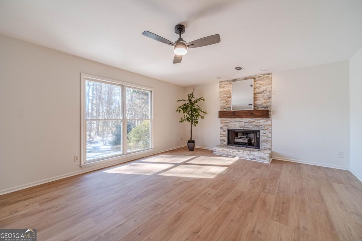 1692 Paces Vale Court Lawrenceville GA 30043