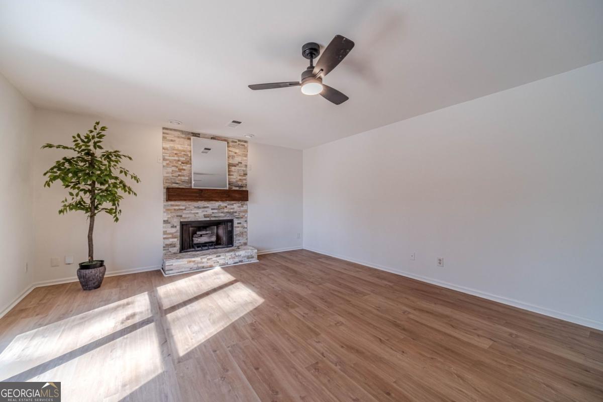 1692 Paces Vale Court Lawrenceville GA 30043