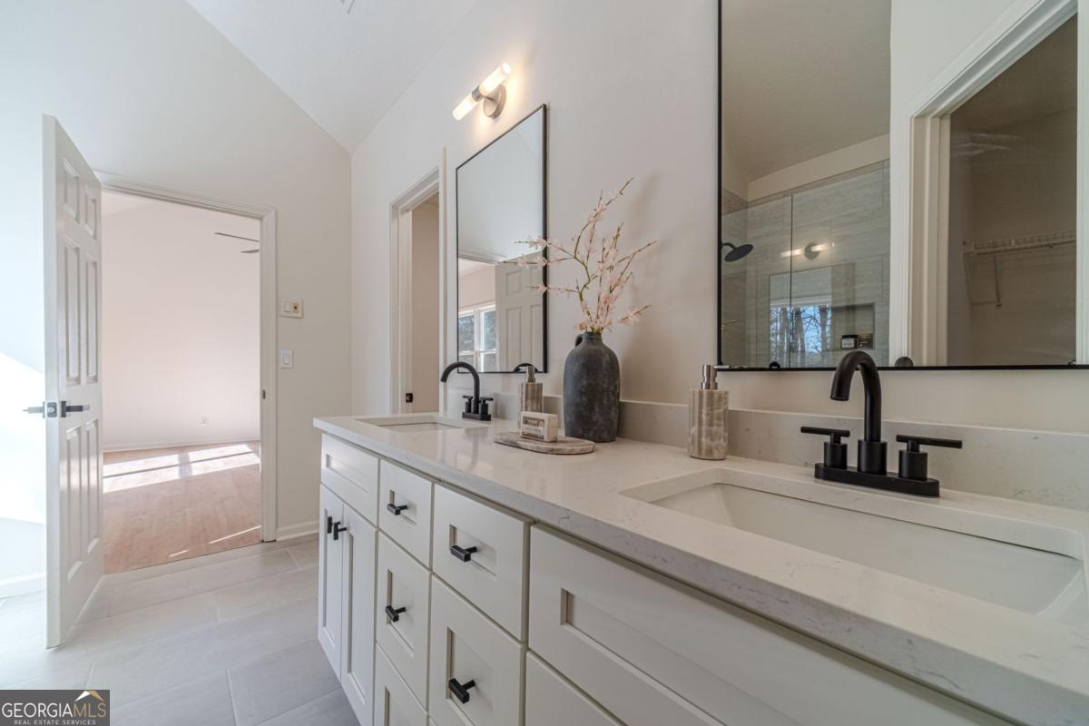 1692 Paces Vale Court Lawrenceville GA 30043