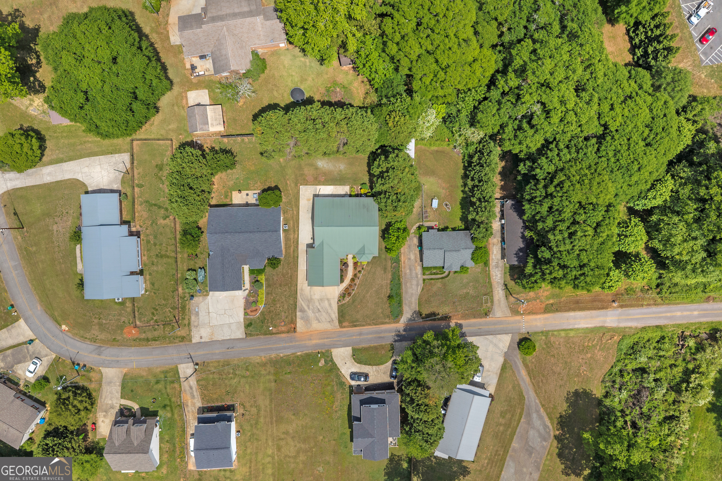 99 Parker Street Carnesville GA 30521