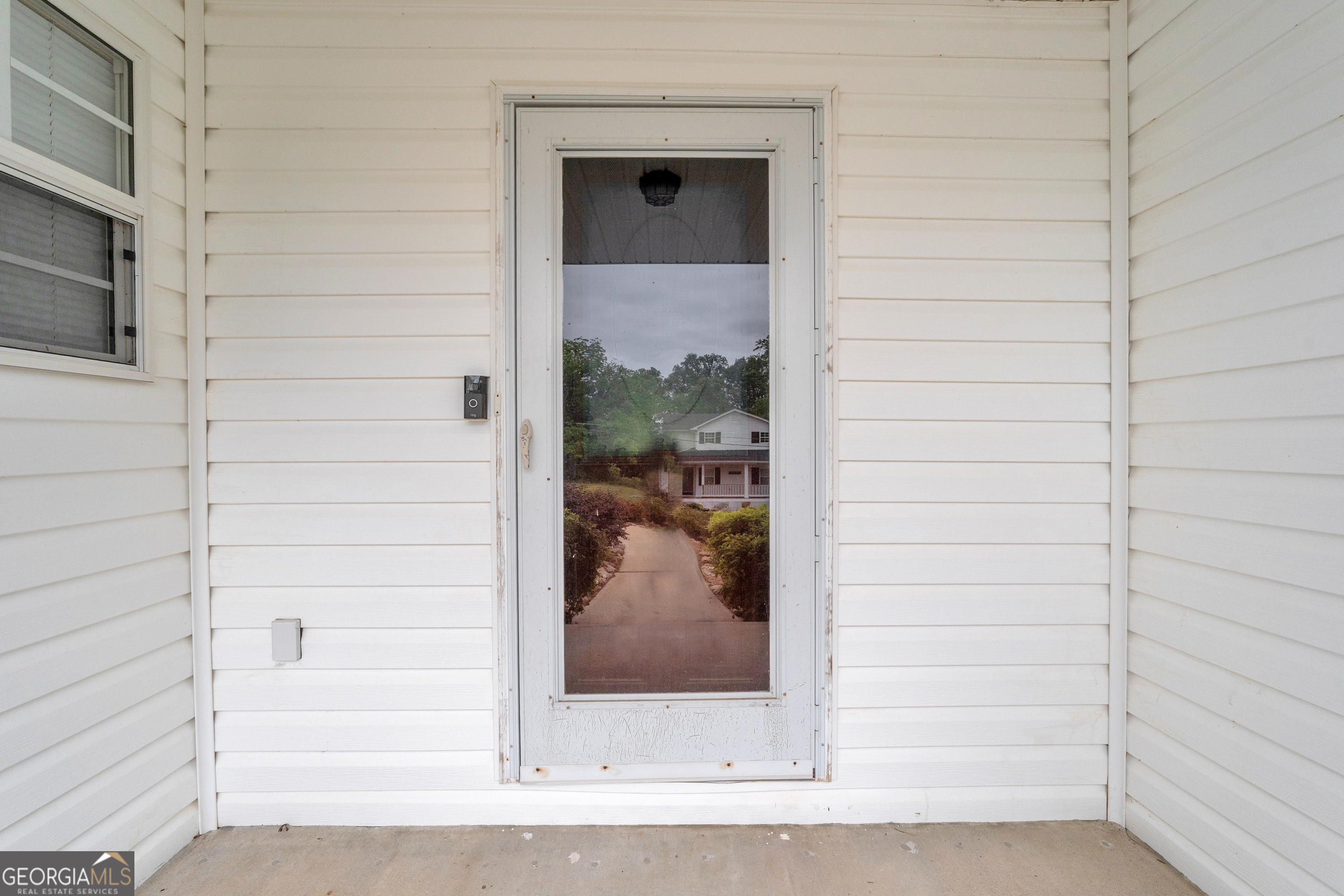 99 Parker Street Carnesville GA 30521