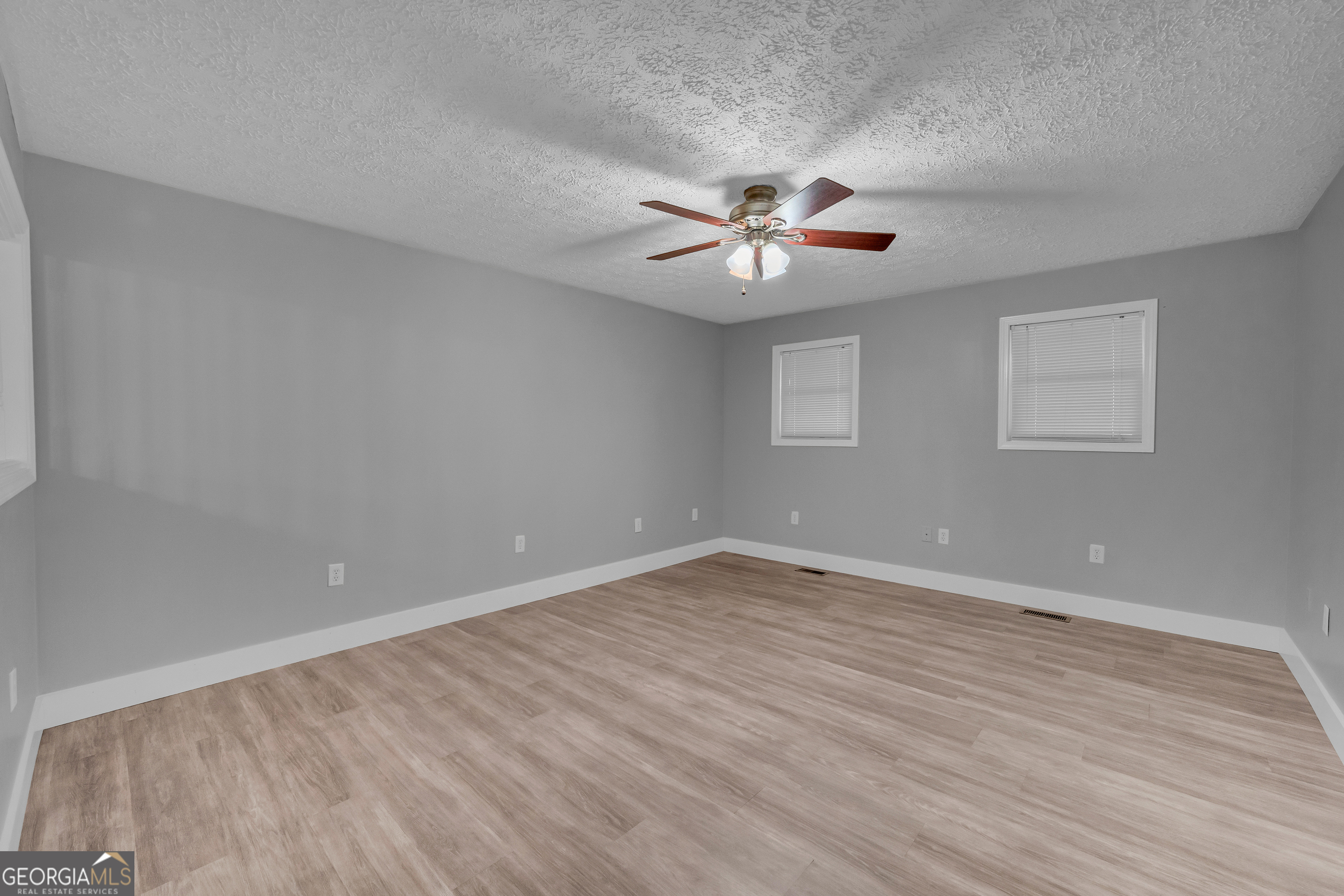 99 Parker Street Carnesville GA 30521