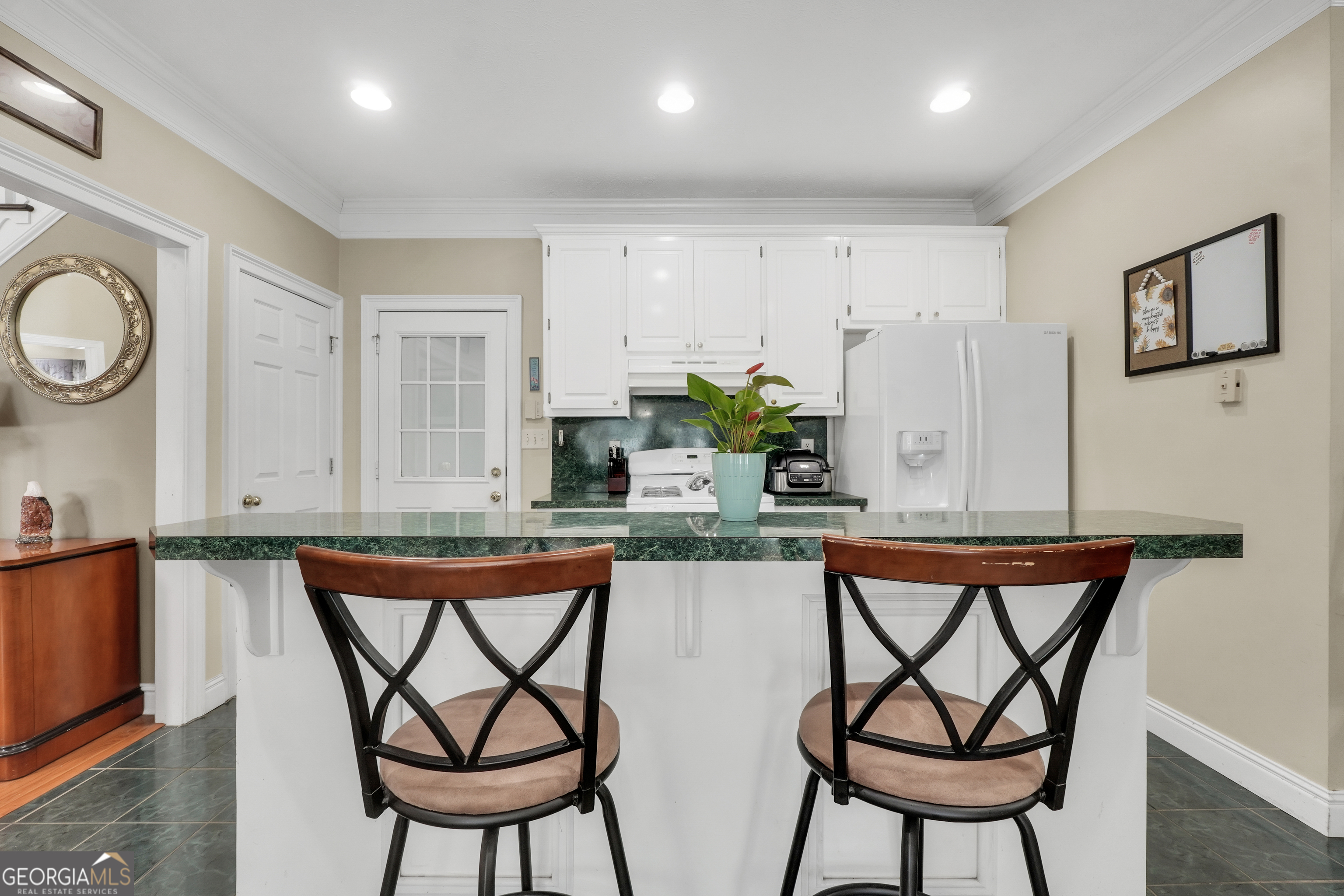 561 Harbour Shores Drive Jackson GA 30233