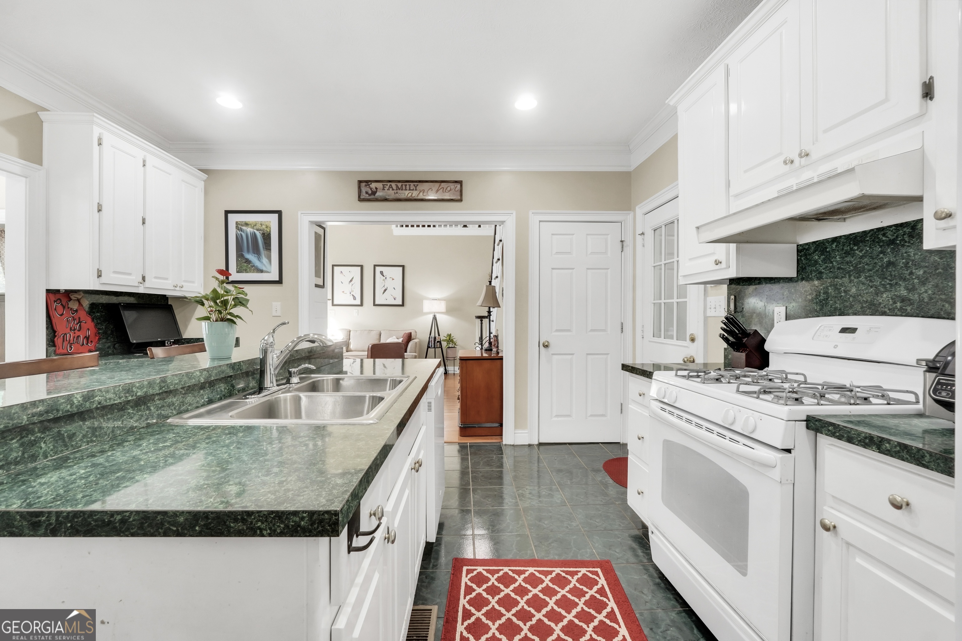 561 Harbour Shores Drive Jackson GA 30233