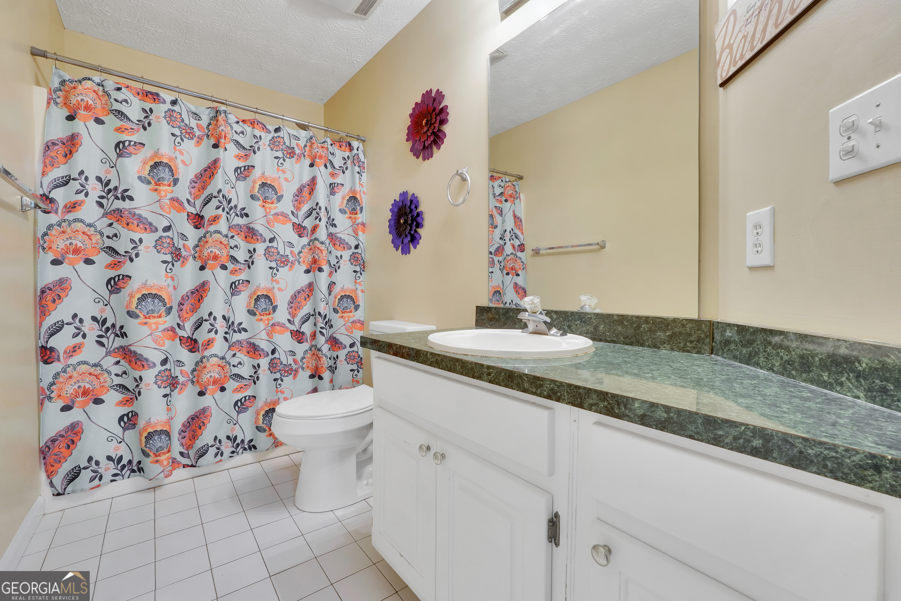561 Harbour Shores Drive Jackson GA 30233