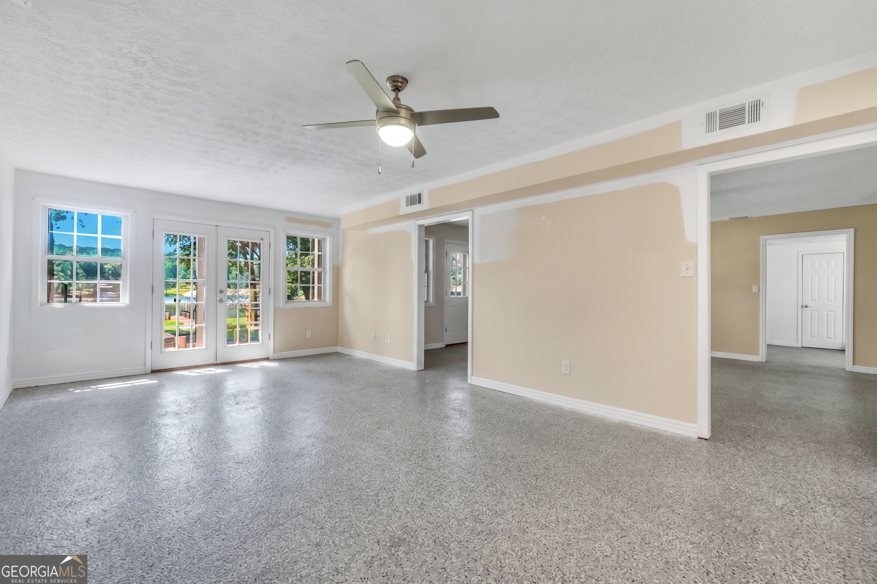 561 Harbour Shores Drive Jackson GA 30233