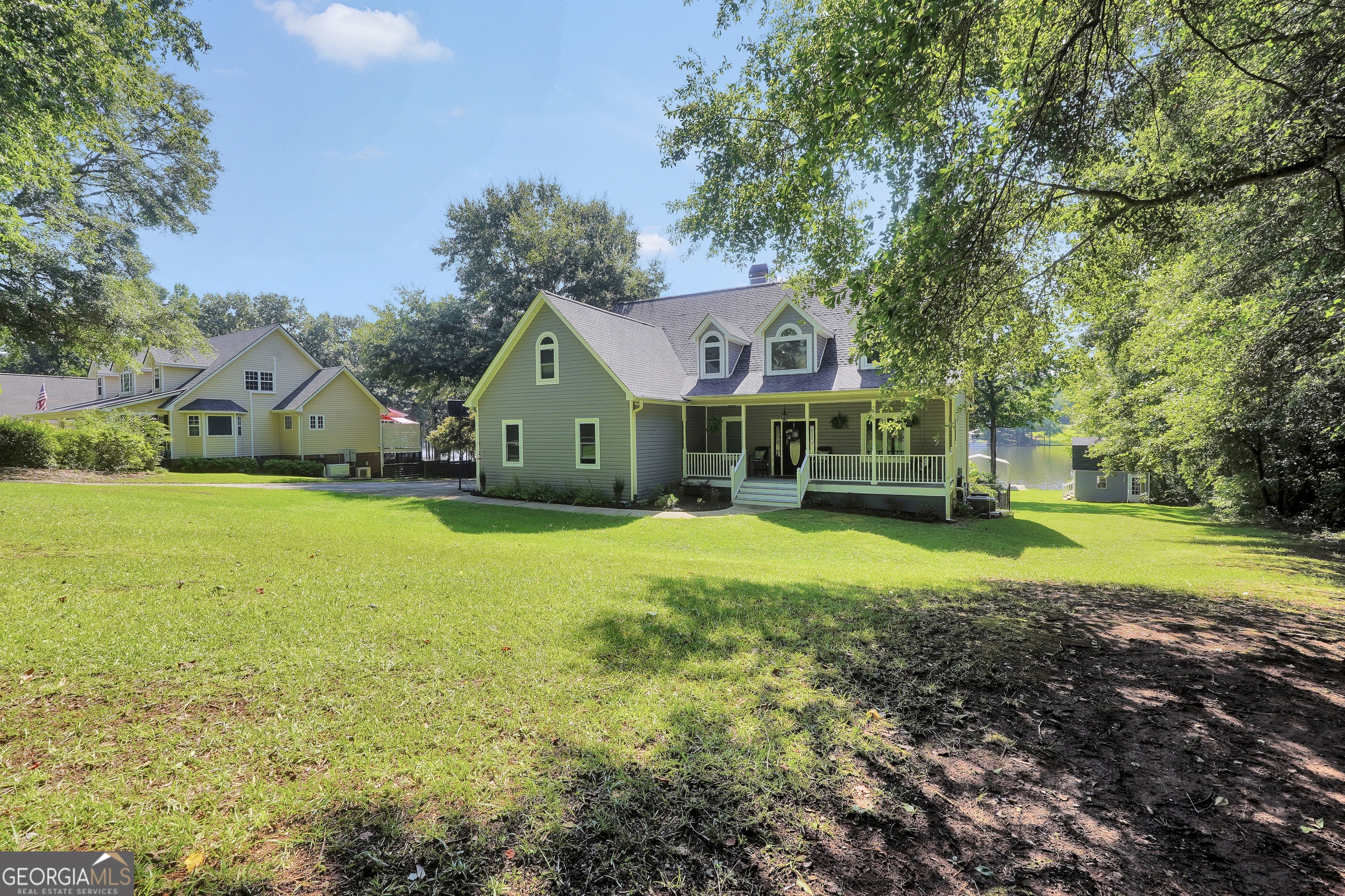 561 Harbour Shores Drive Jackson GA 30233