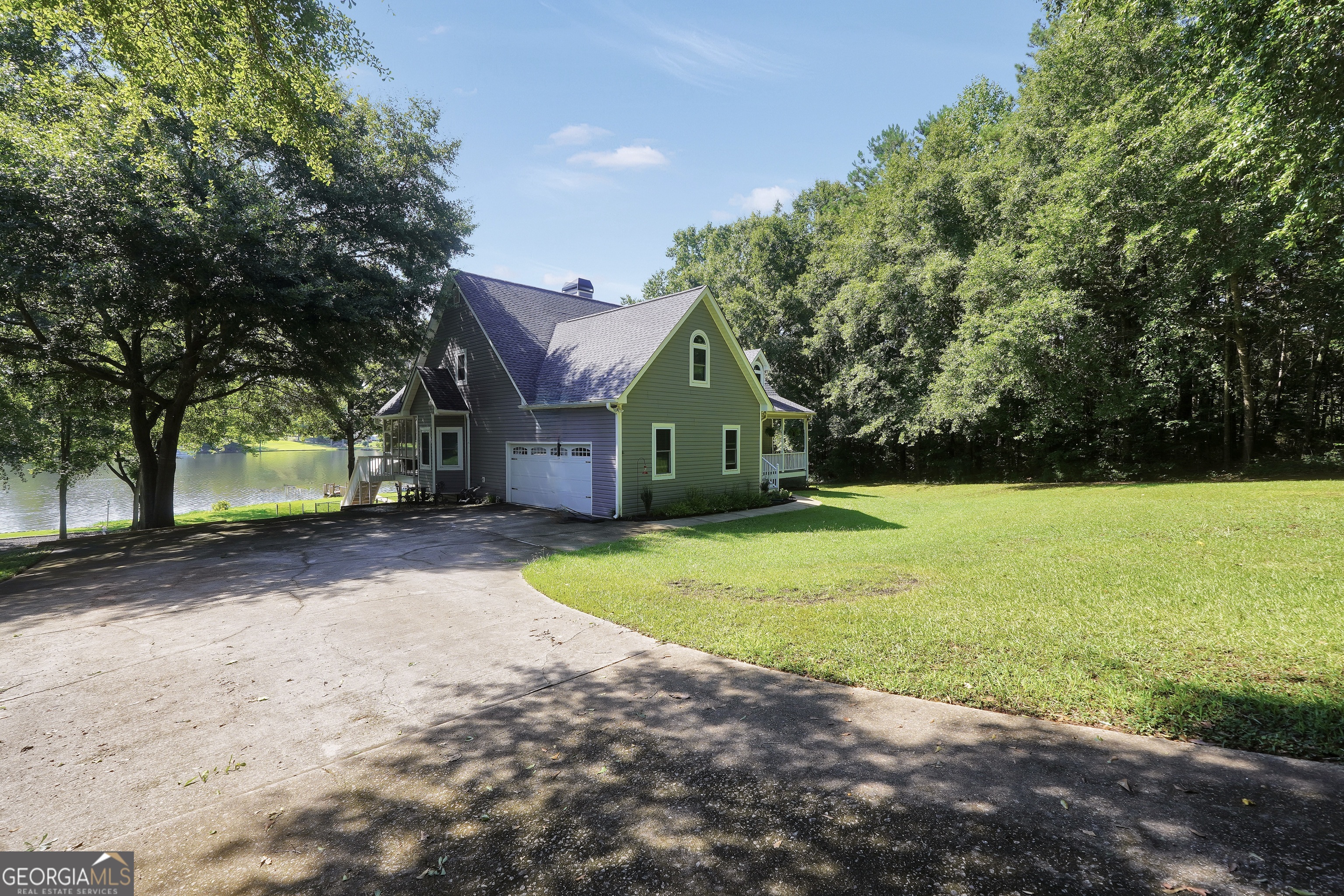 561 Harbour Shores Drive Jackson GA 30233