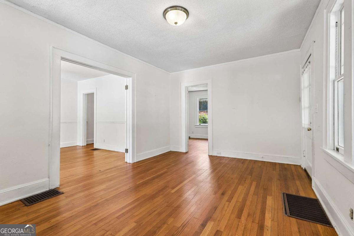 1464 Hartford Avenue SW Atlanta GA 30310