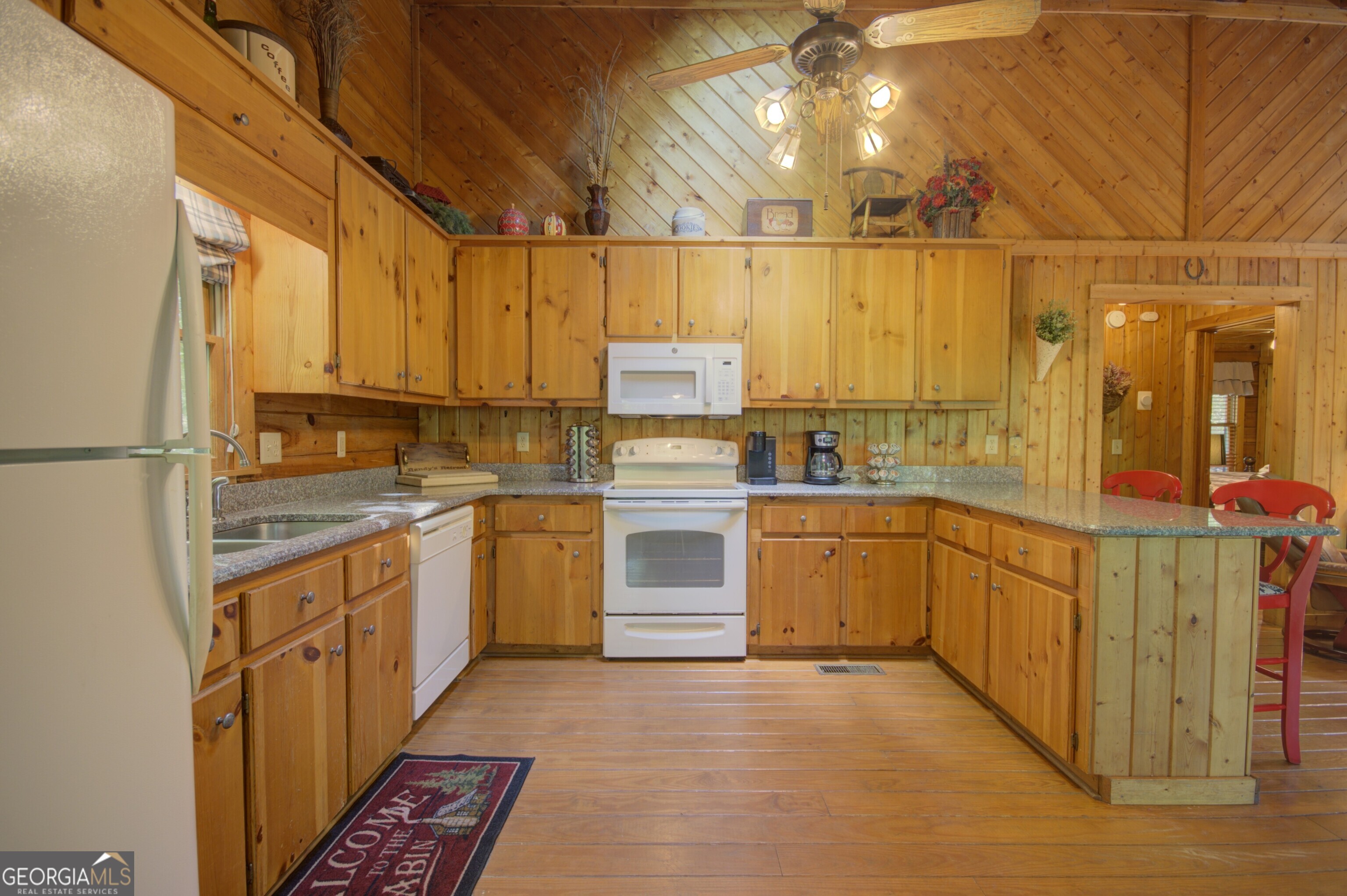 218 Bench Leg Road Mineral Bluff GA 30559