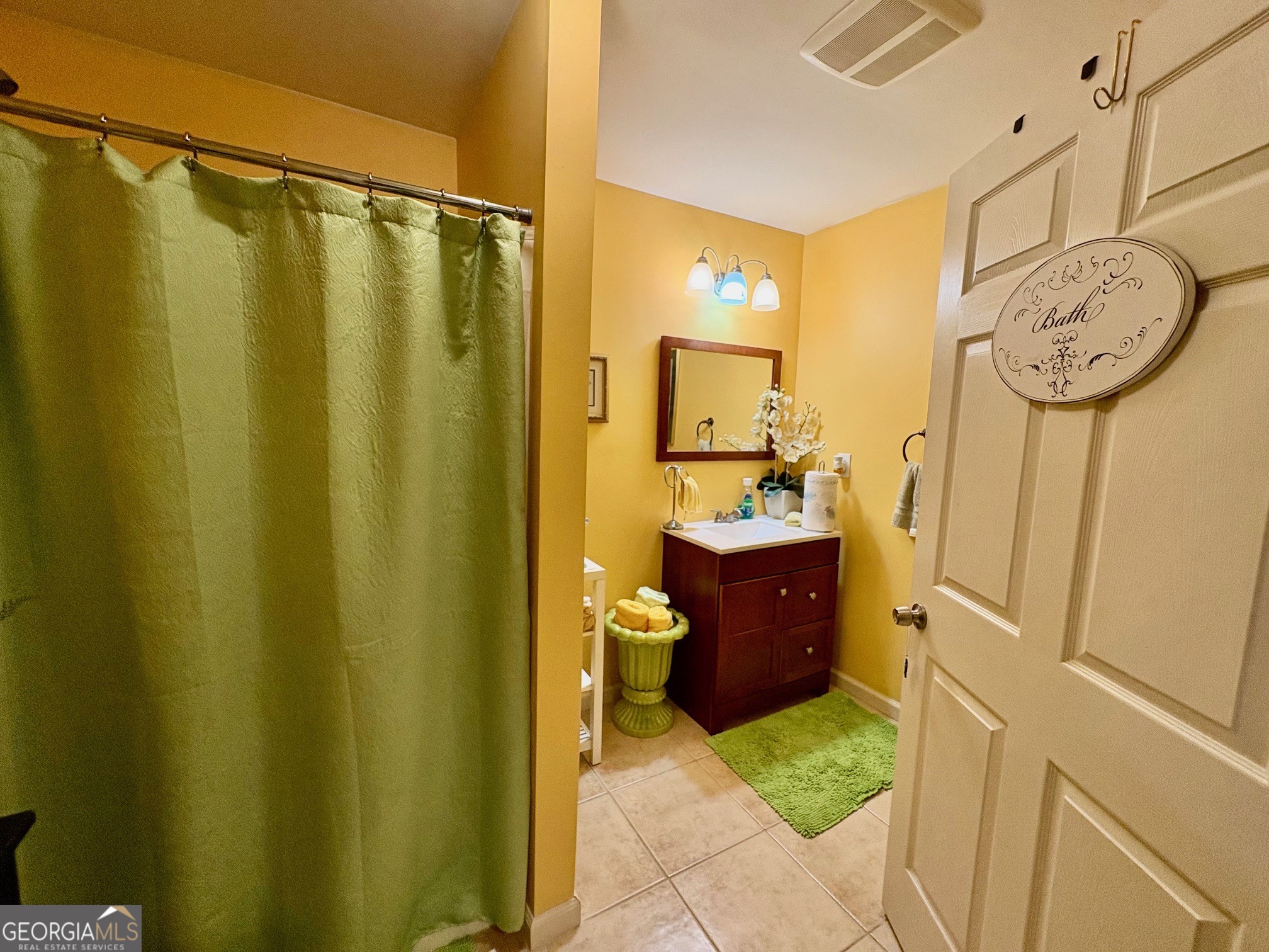 1994 Bennett Road Grayson GA 30017