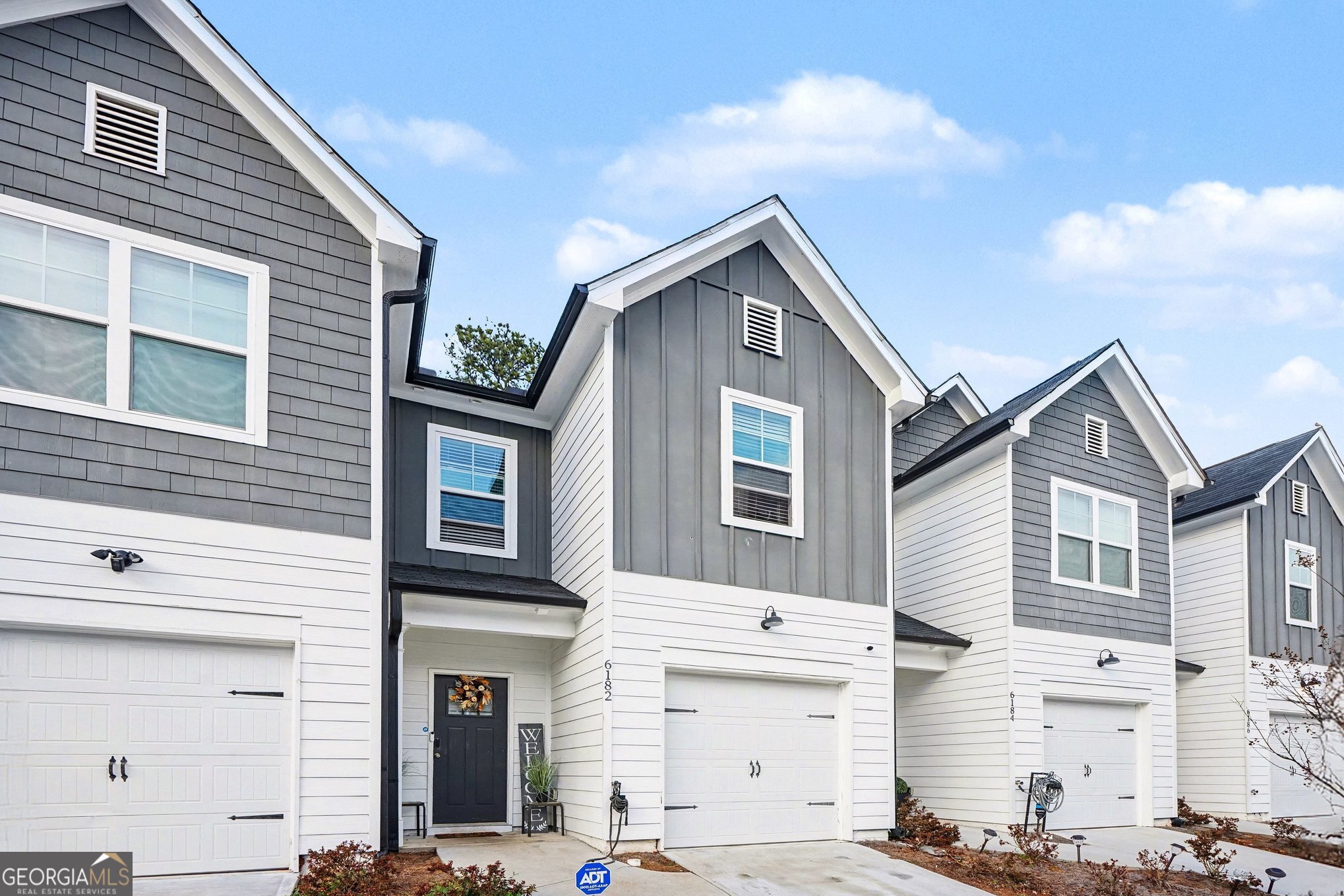 6182 Redan Overlook Lithonia GA 30058