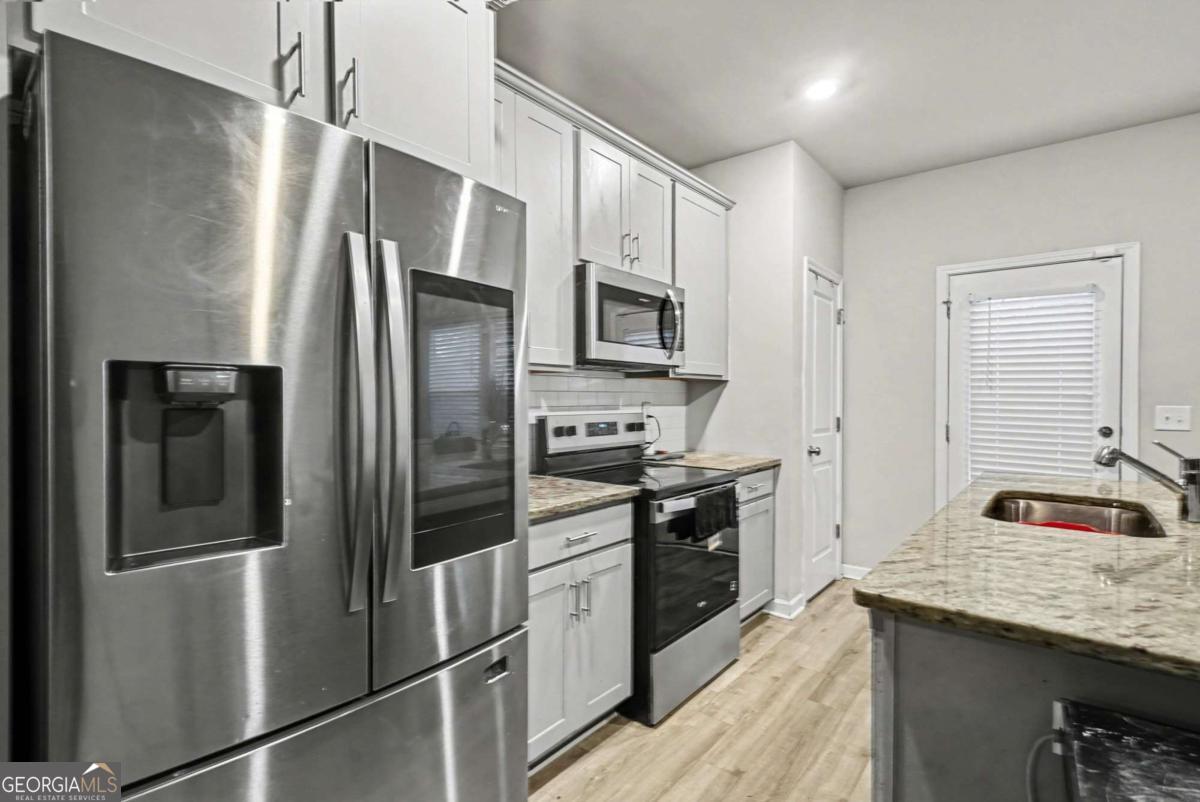6182 Redan Overlook Lithonia GA 30058