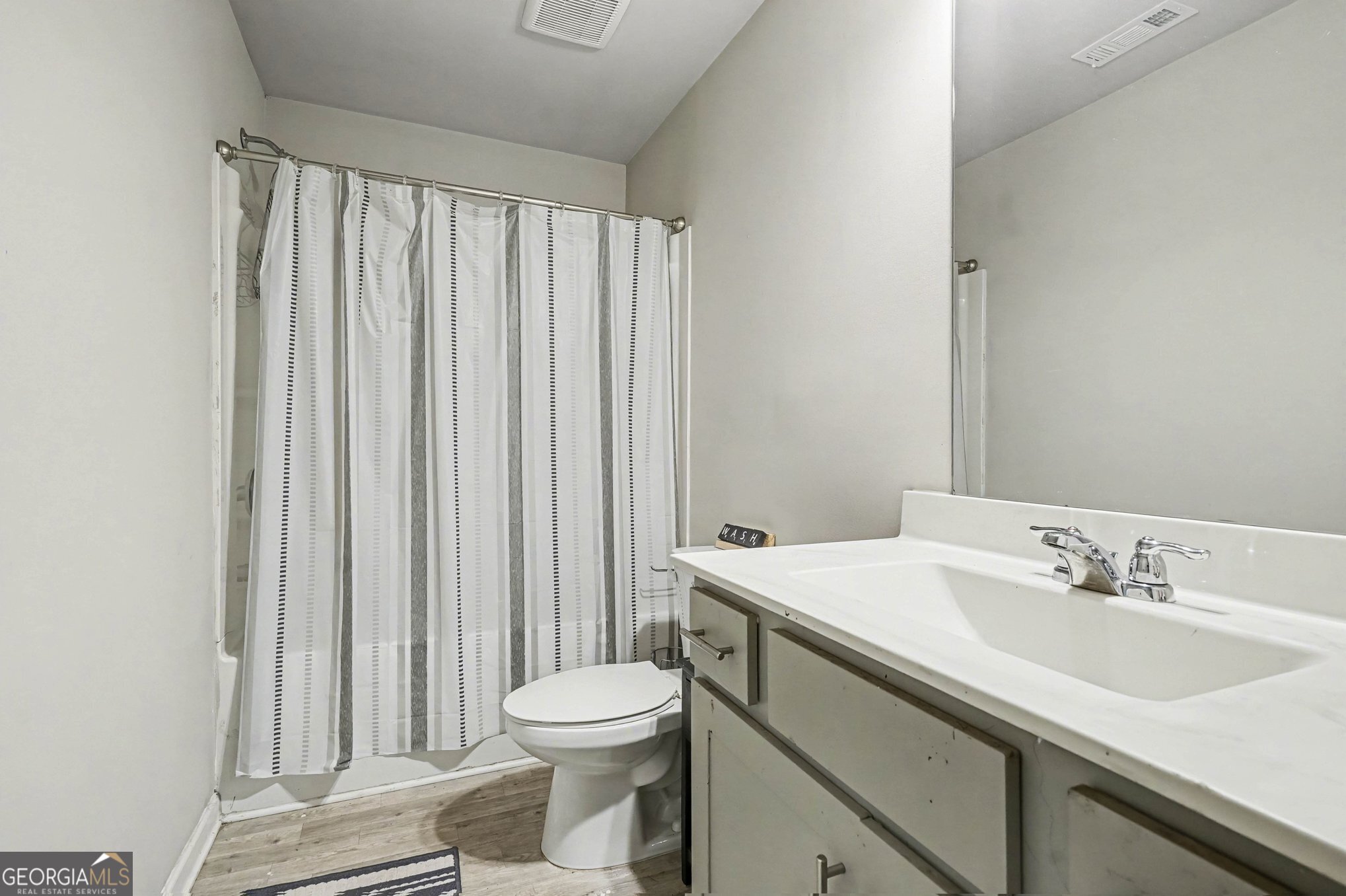 6182 Redan Overlook Lithonia GA 30058