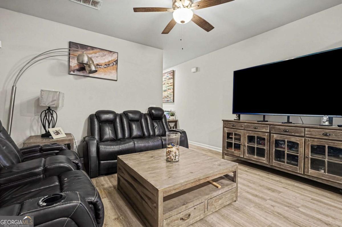 6182 Redan Overlook Lithonia GA 30058
