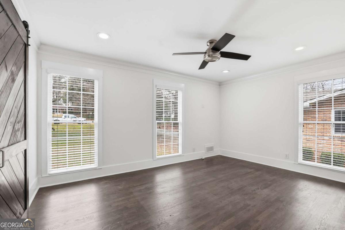 9785 La View Circle Roswell GA 30075