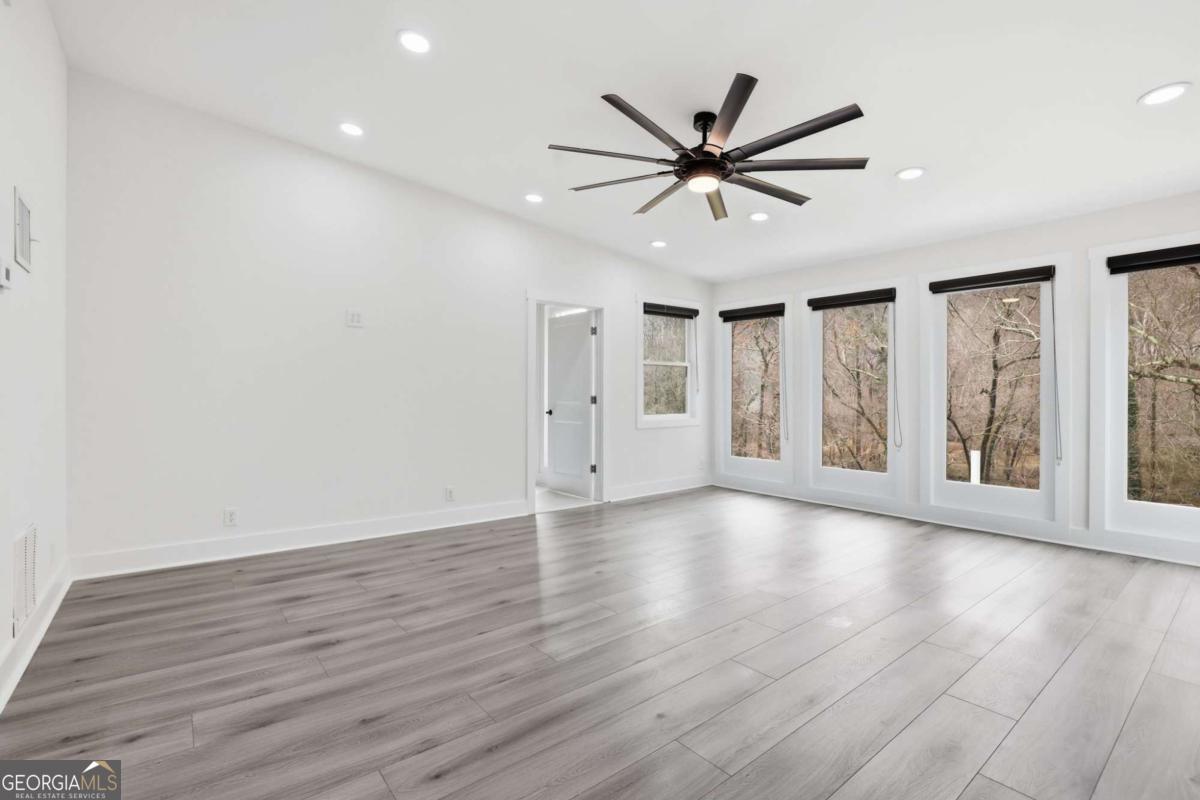 9785 La View Circle Roswell GA 30075