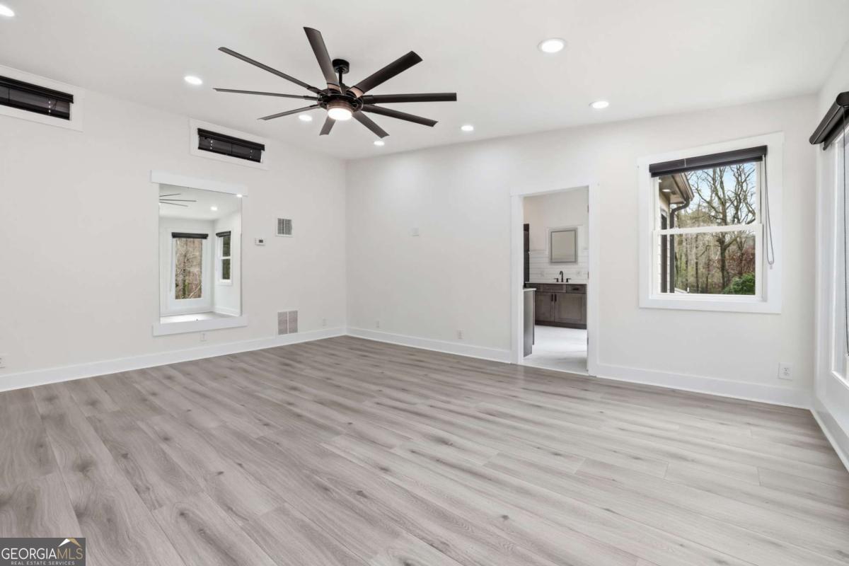 9785 La View Circle Roswell GA 30075