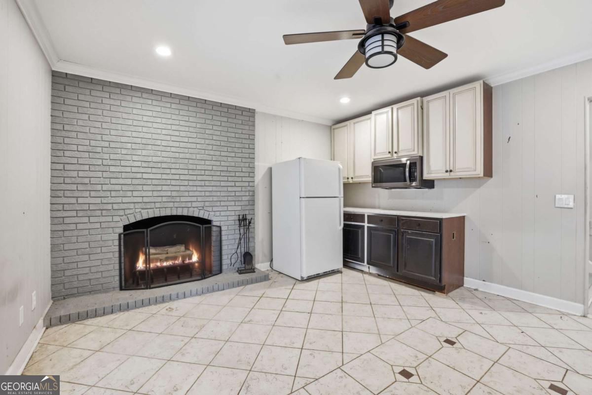 9785 La View Circle Roswell GA 30075