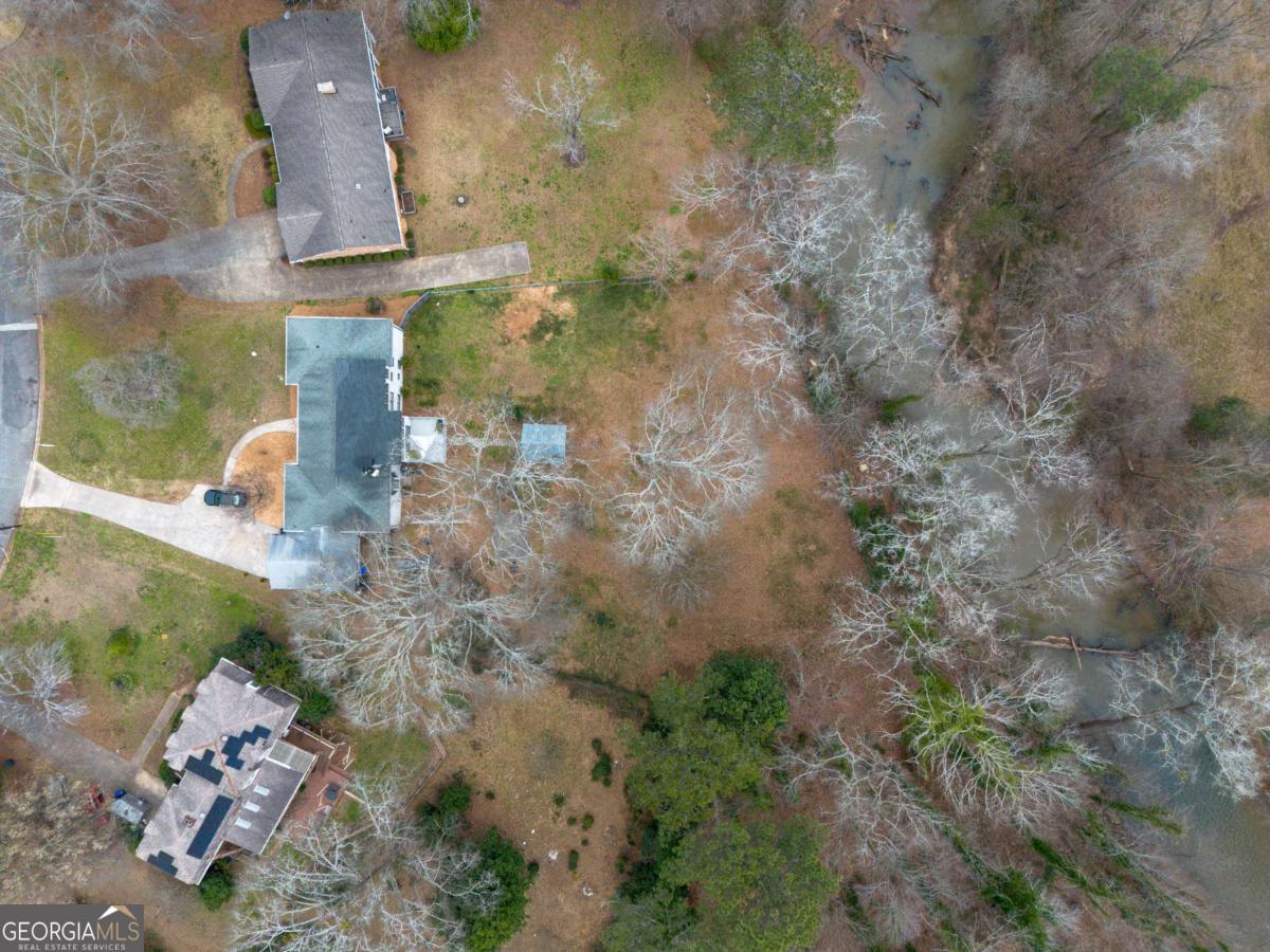 9785 La View Circle Roswell GA 30075