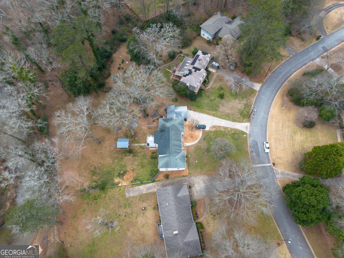 9785 La View Circle Roswell GA 30075