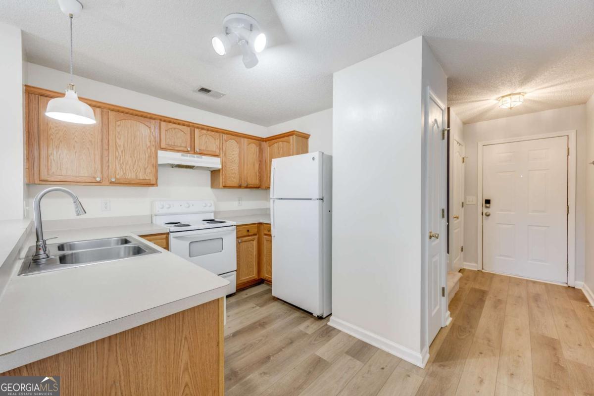121 Fox Creek Drive Woodstock GA 30188