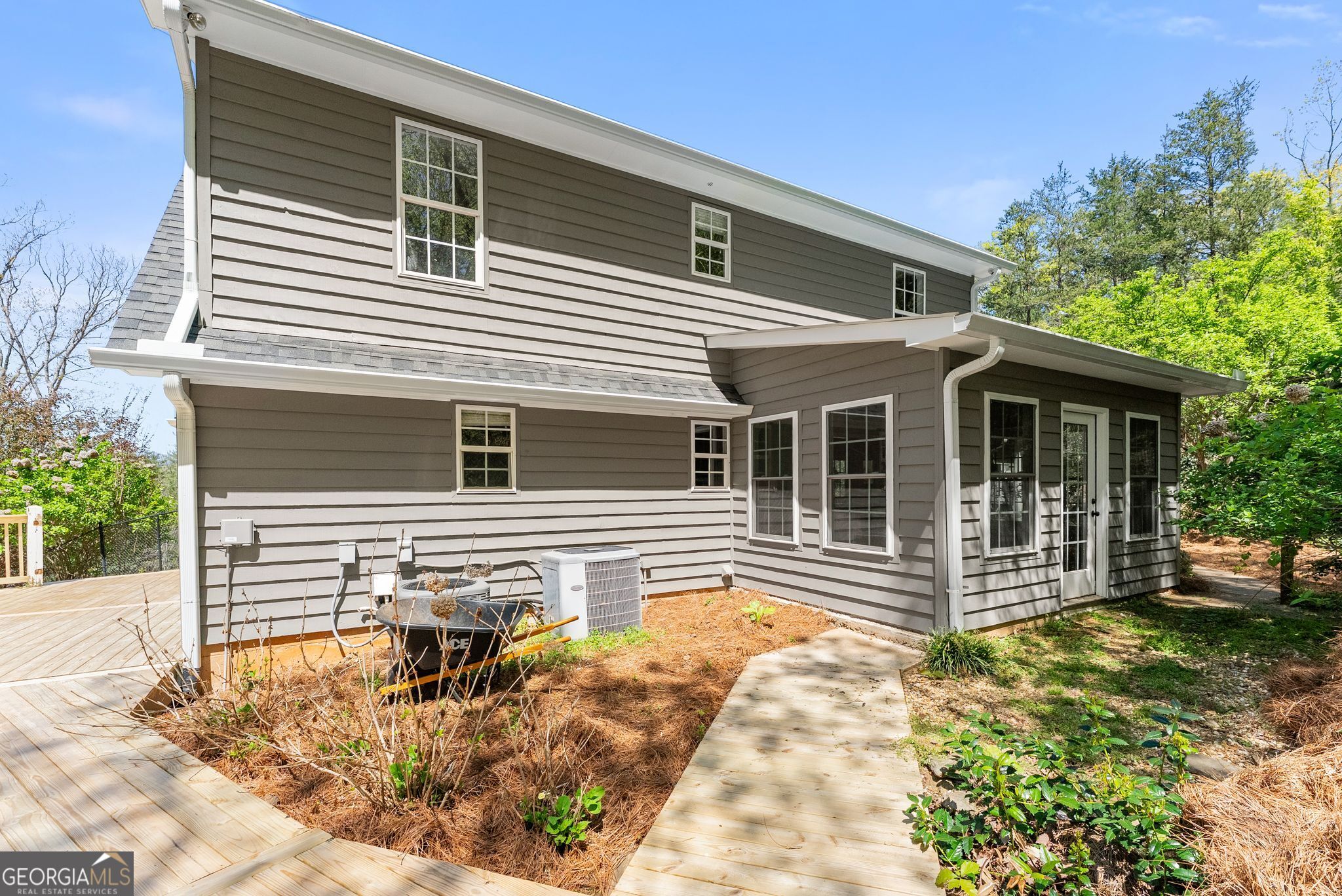 128 Logans Trail Cleveland GA 30528